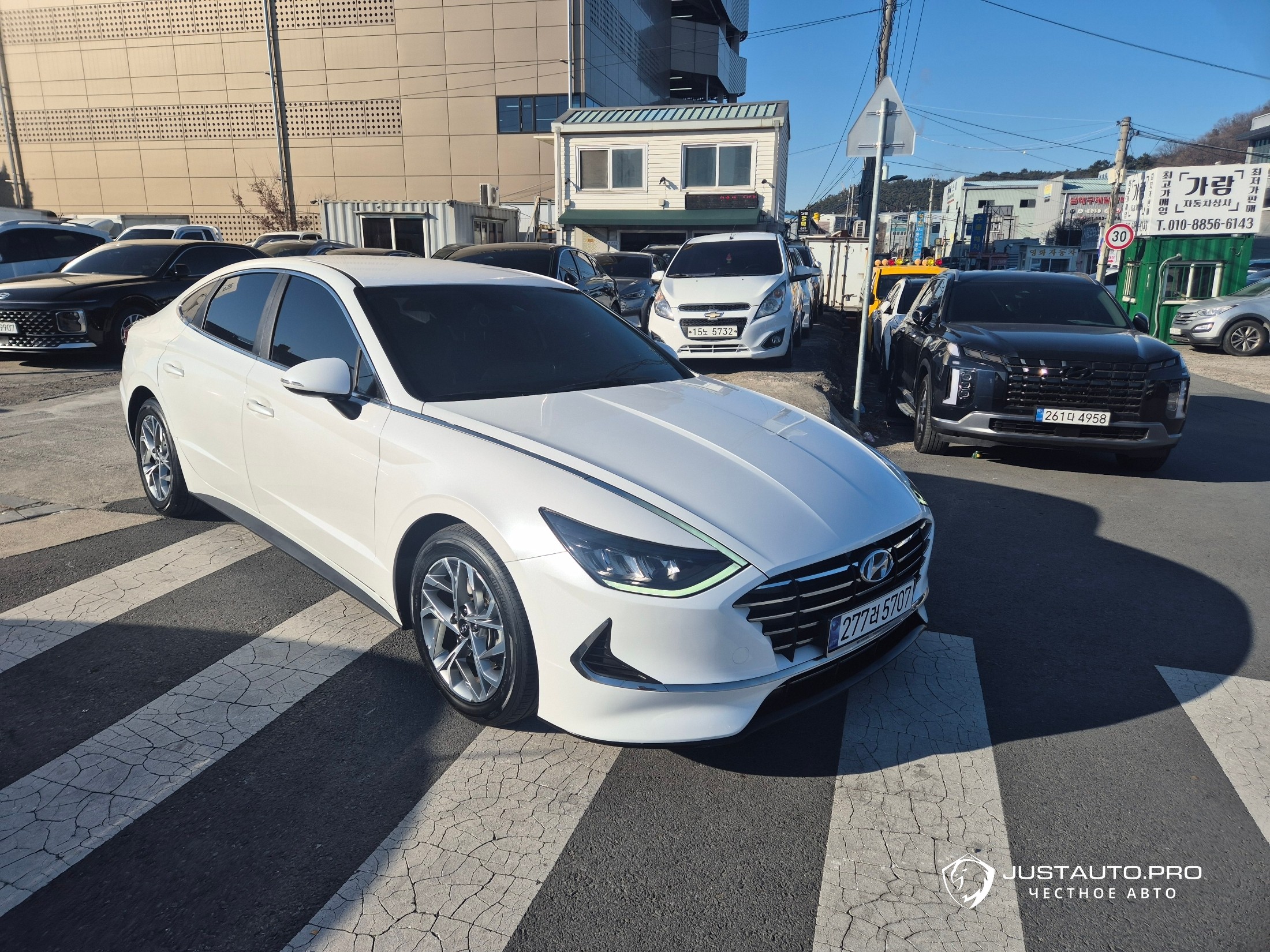Автомобиль Hyundai Sonata