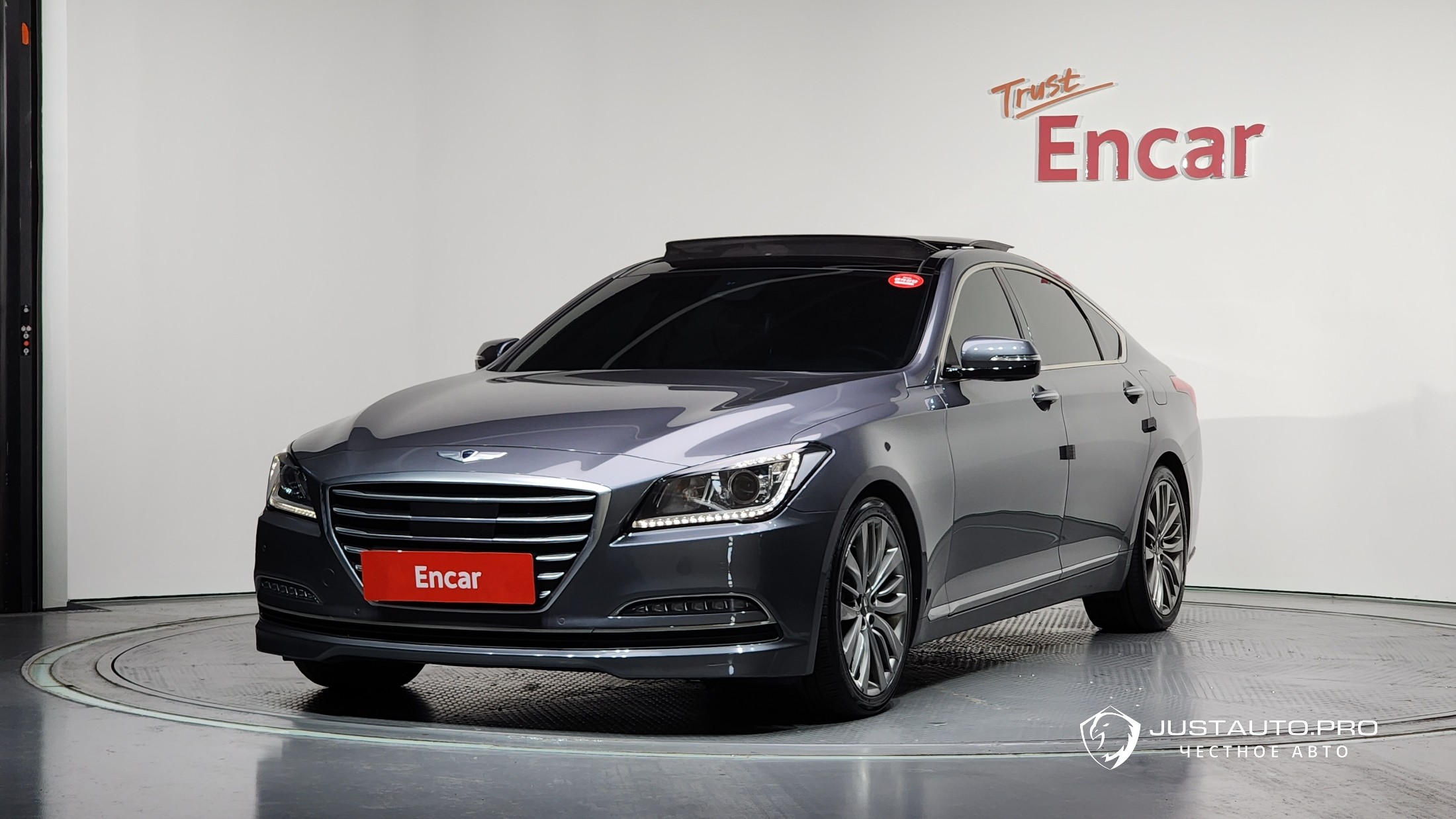 Автомобиль Hyundai Genesis