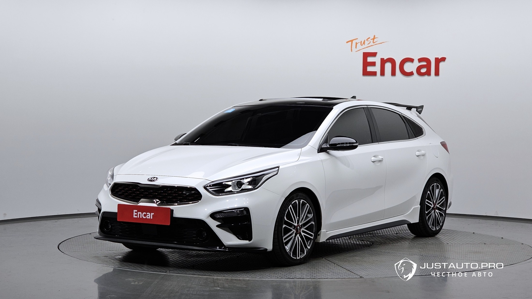 Автомобиль Kia K3