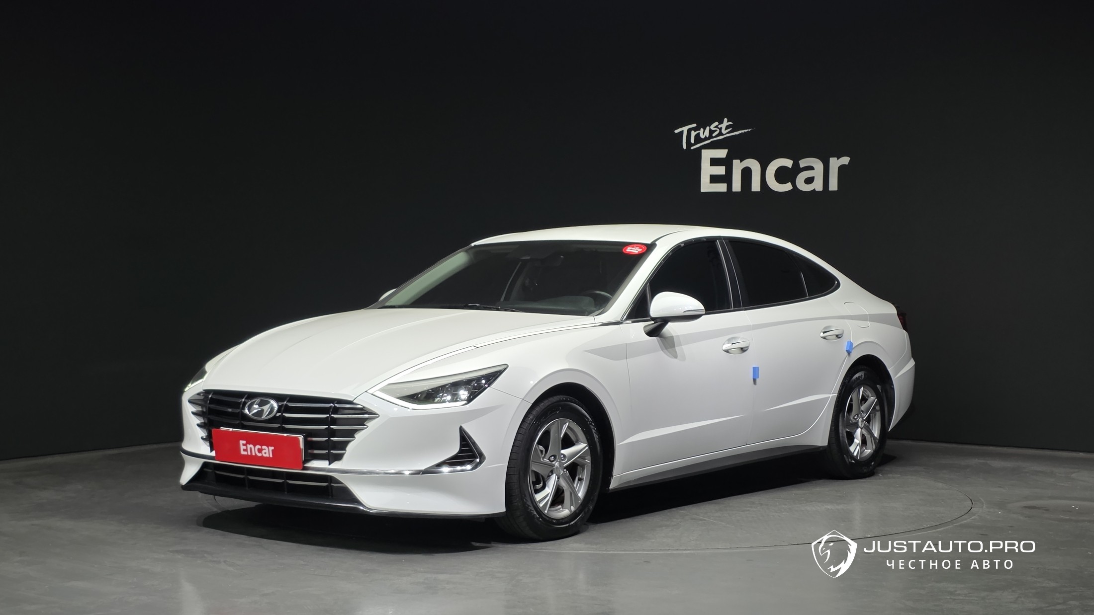 Автомобиль Hyundai Sonata