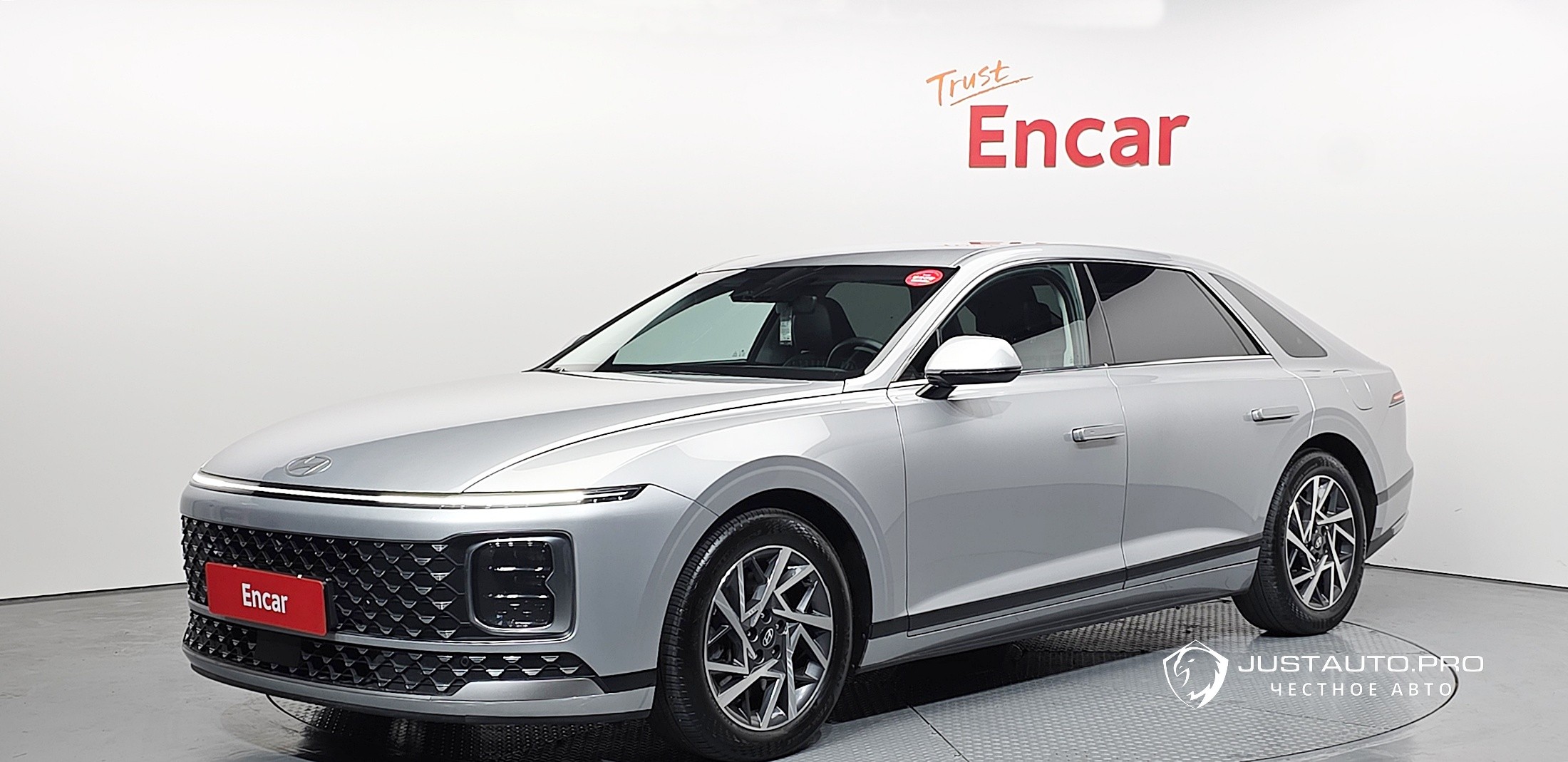 Автомобиль Hyundai Grandeur