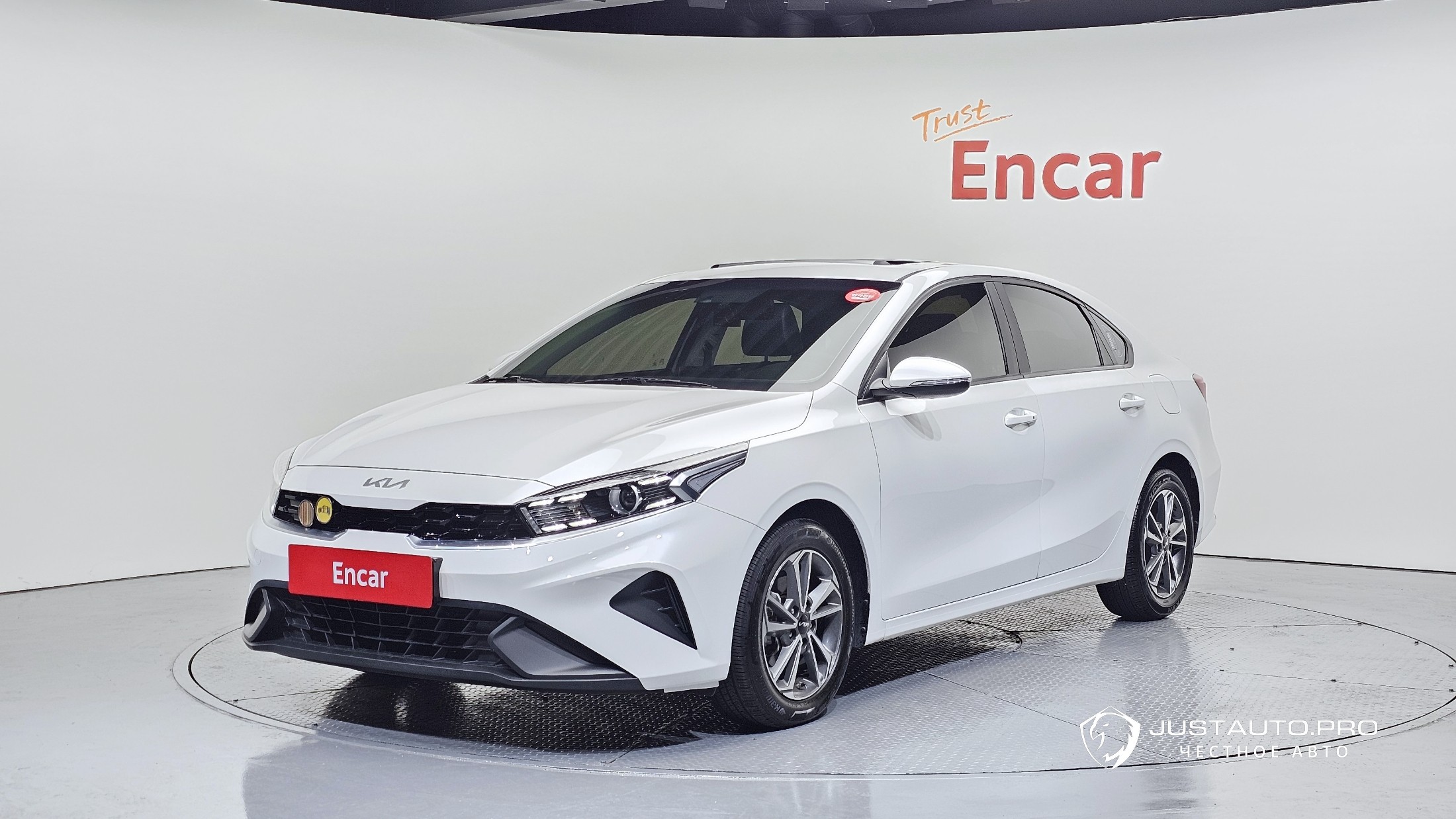 Автомобиль Kia K3