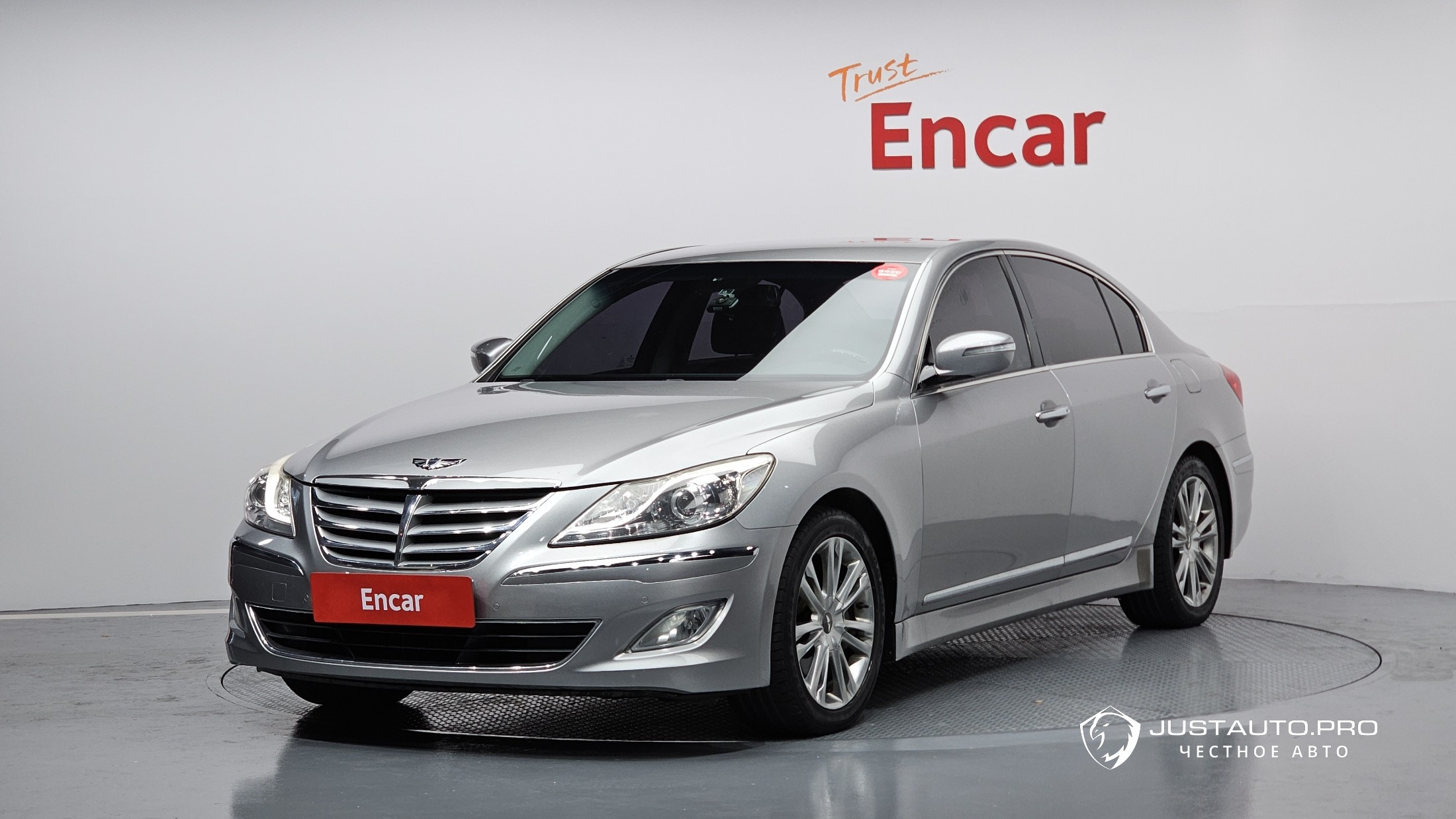 Автомобиль Hyundai Genesis
