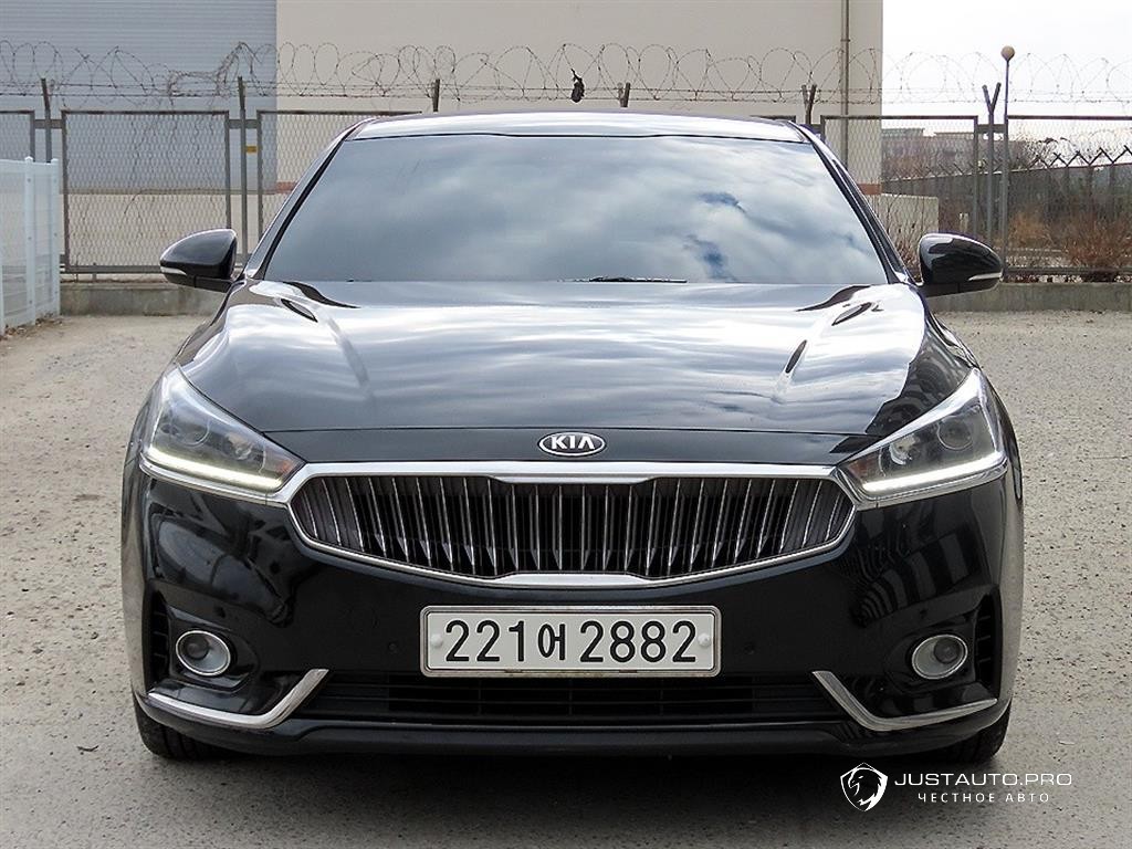 Автомобиль Kia K7