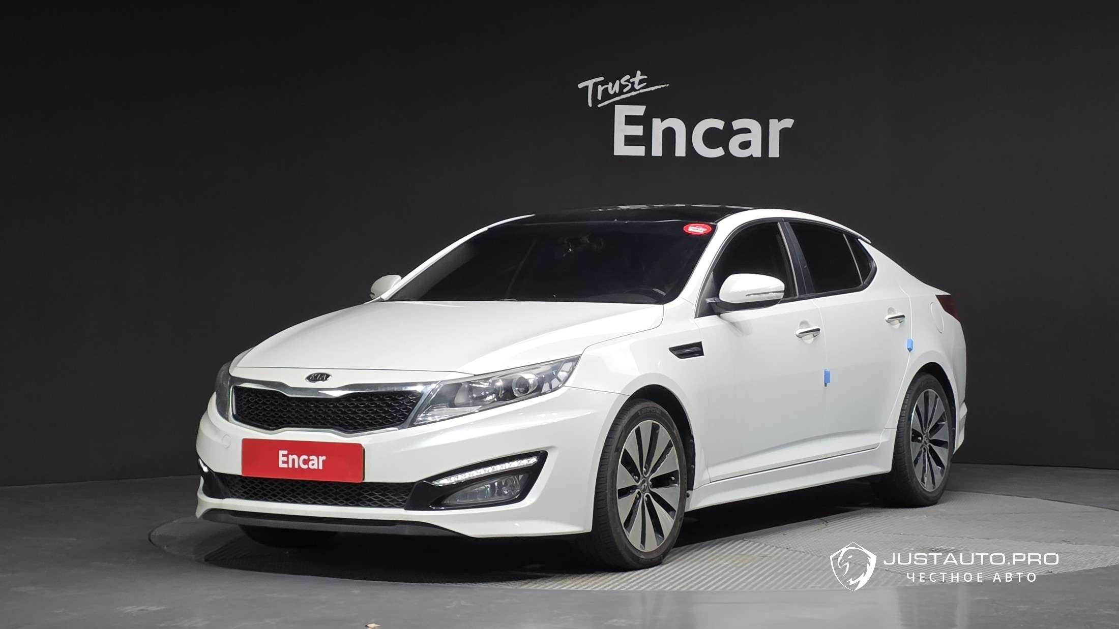 Автомобиль Kia K5