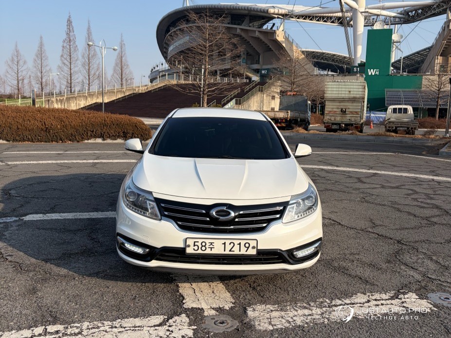 Автомобиль Renault-KoreaSamsung SM5 