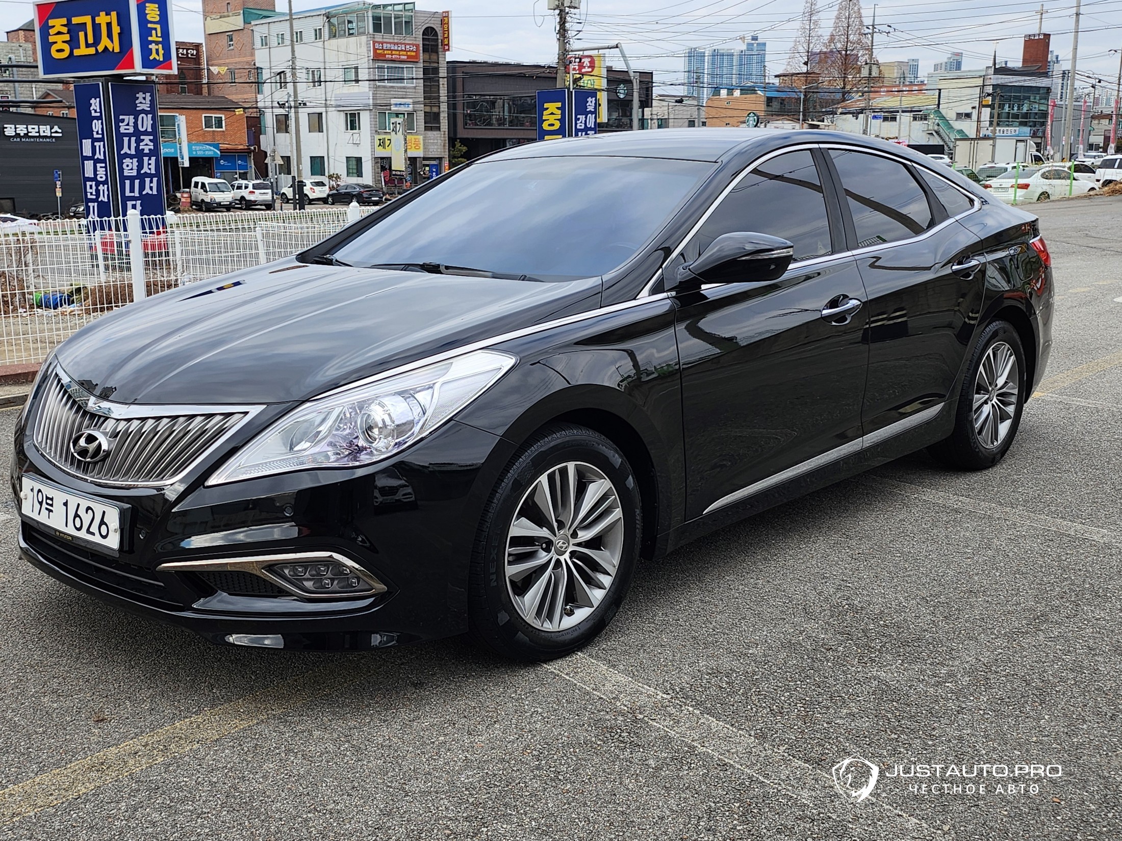 Автомобиль Hyundai Grandeur