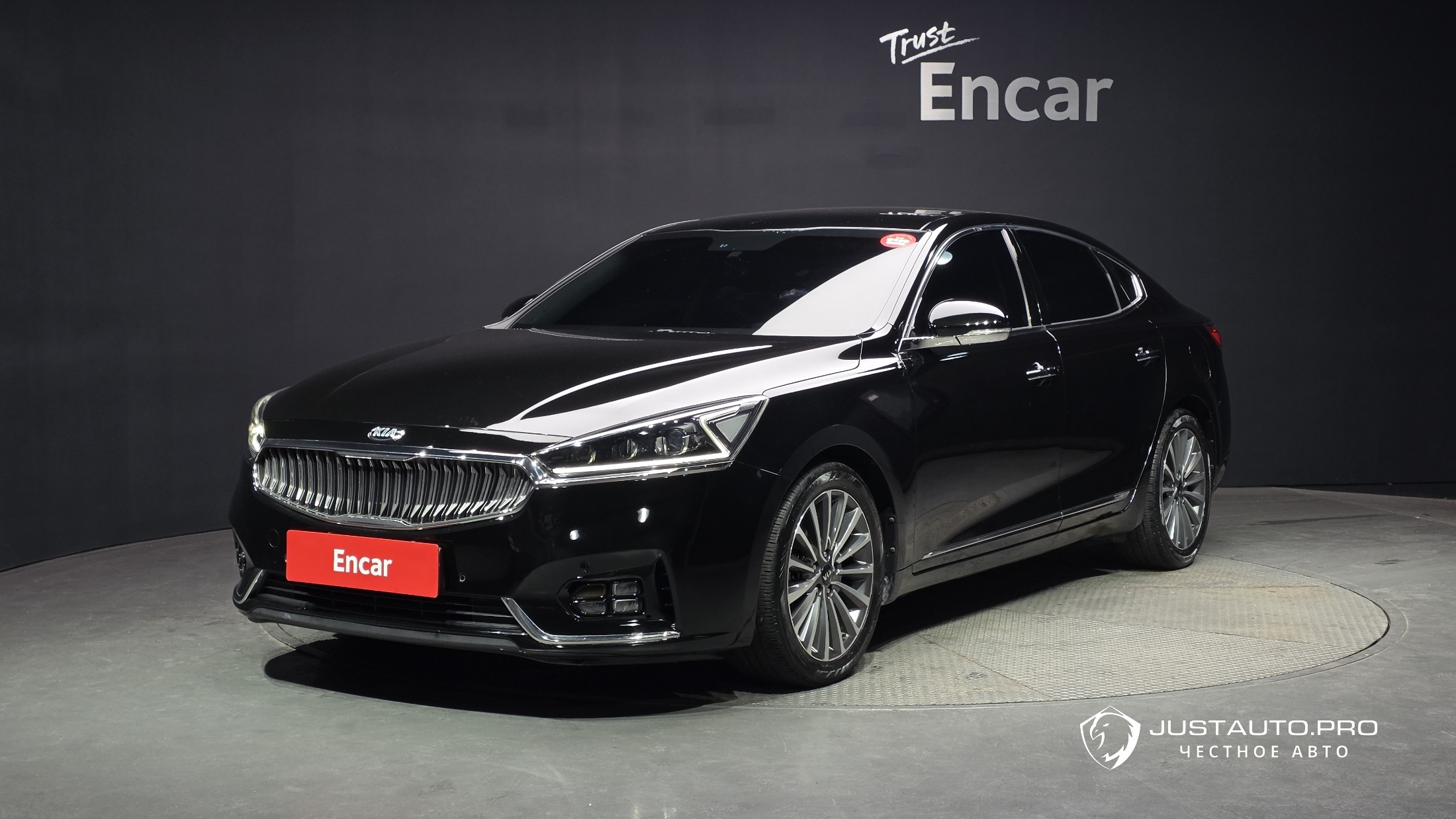 Автомобиль Kia K7