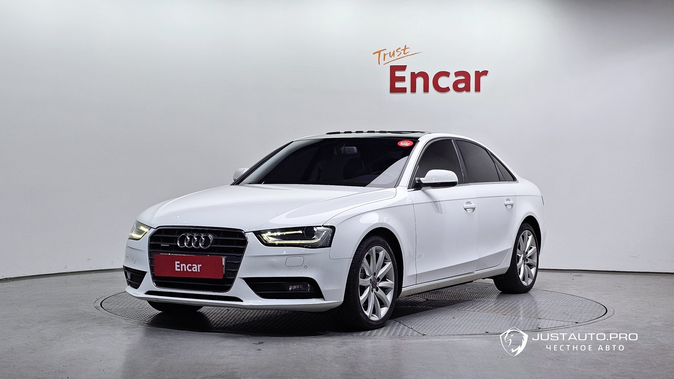 Автомобиль Audi A4