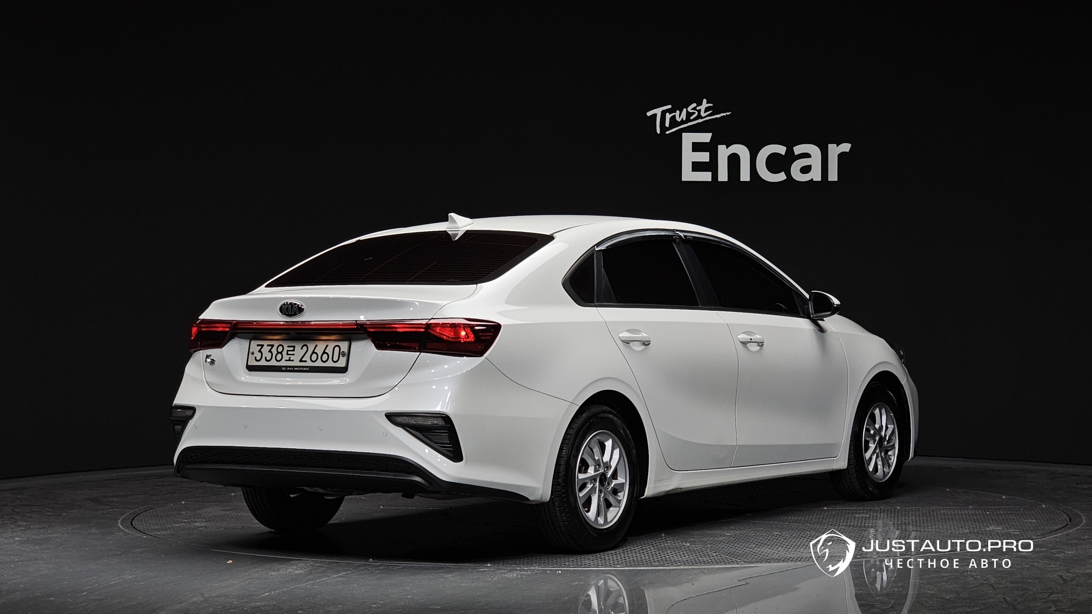 Автомобиль Kia K3