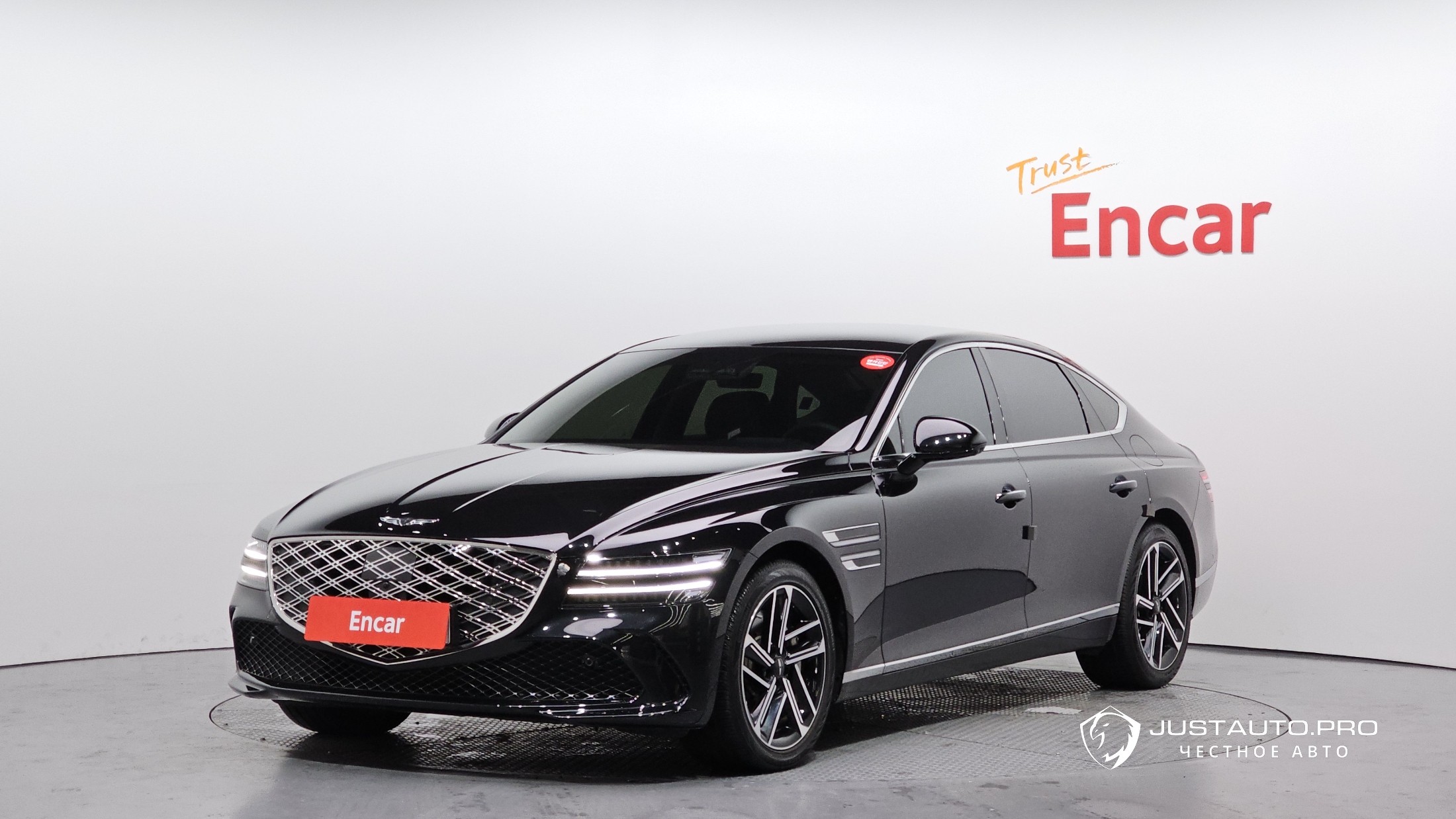 Автомобиль Genesis G80