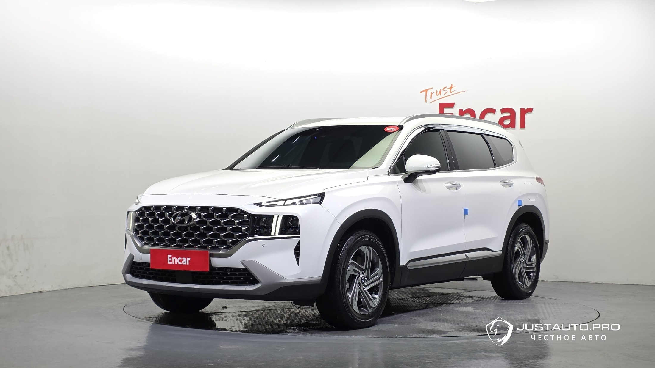 Автомобиль Hyundai Santafe