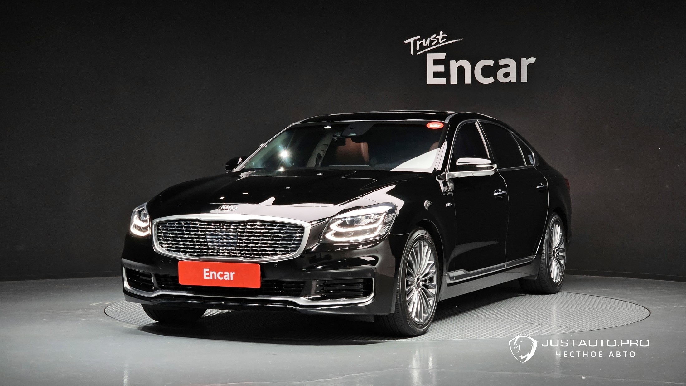 Автомобиль Kia K9