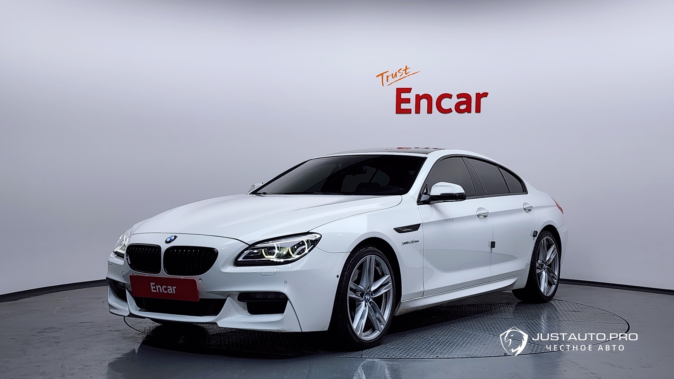 Автомобиль BMW 6-Series