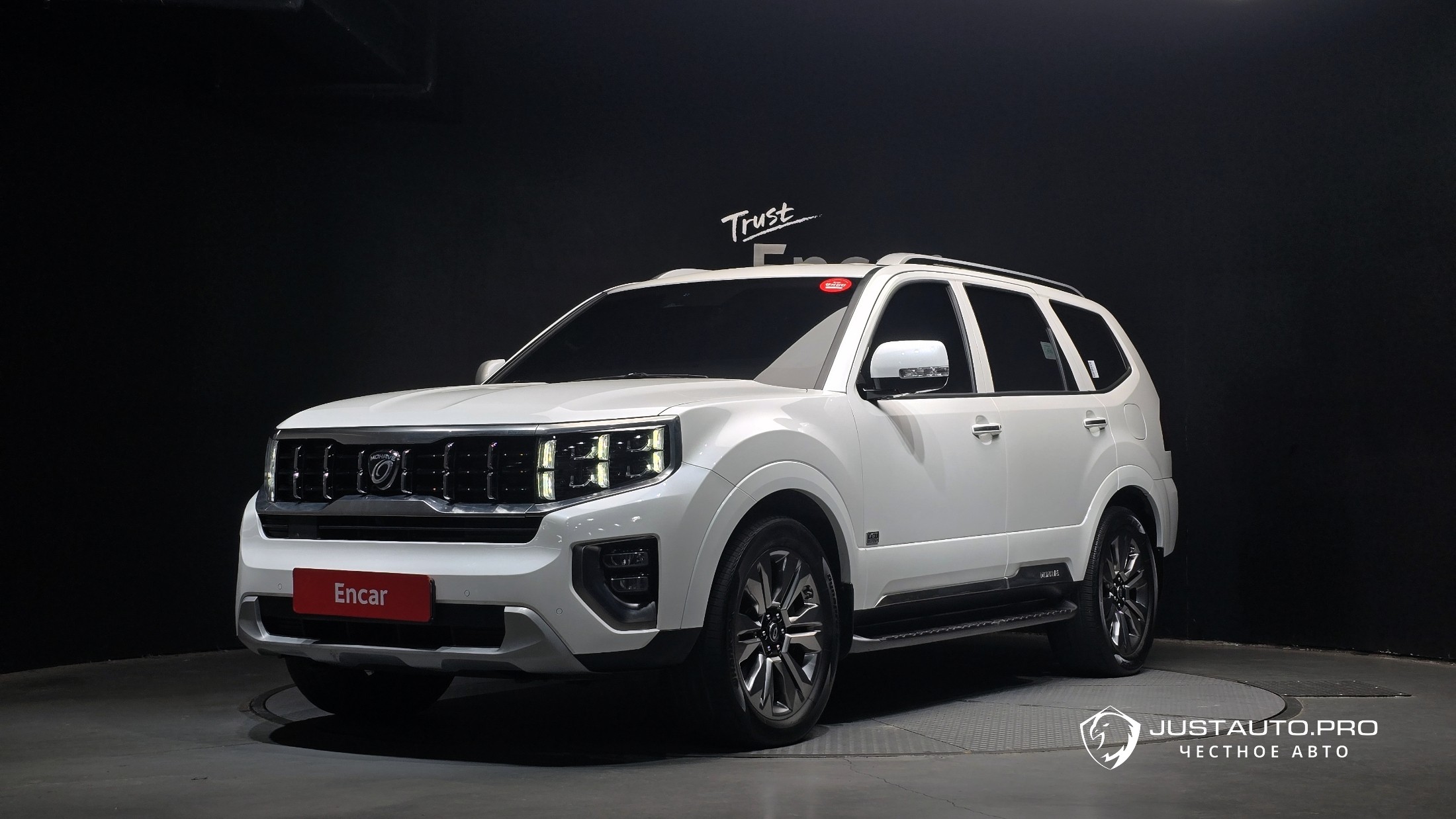 Автомобиль Kia Mohave