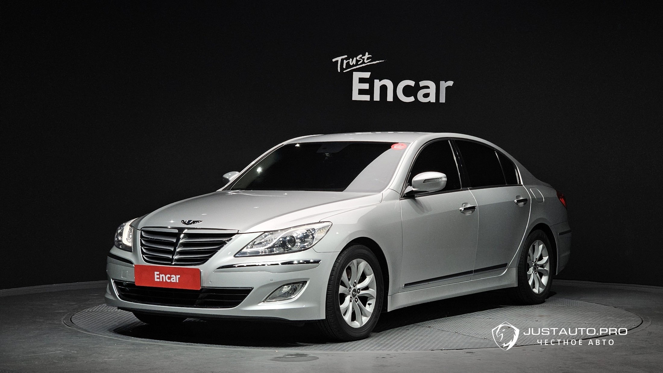 Автомобиль Hyundai Genesis