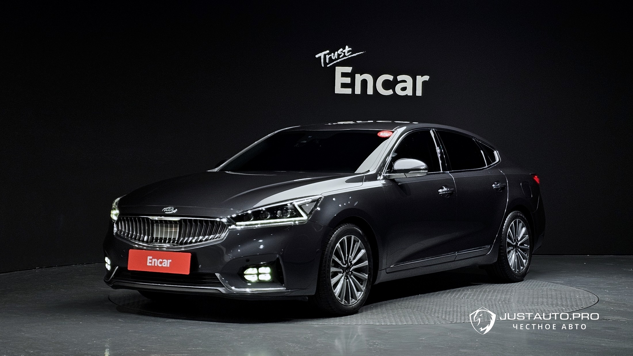 Автомобиль Kia K7