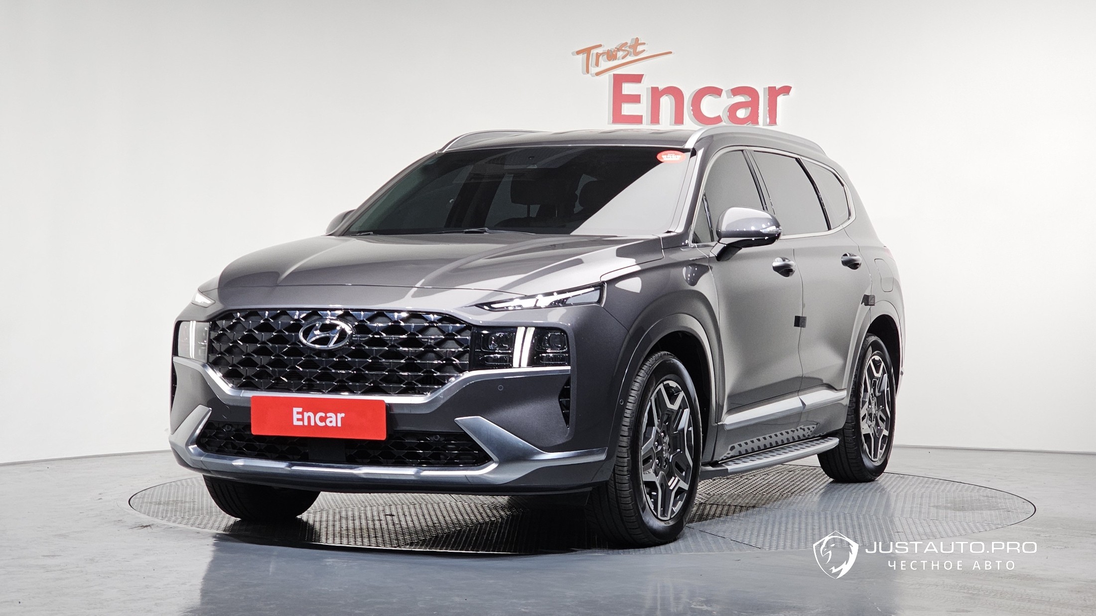 Автомобиль Hyundai Santafe