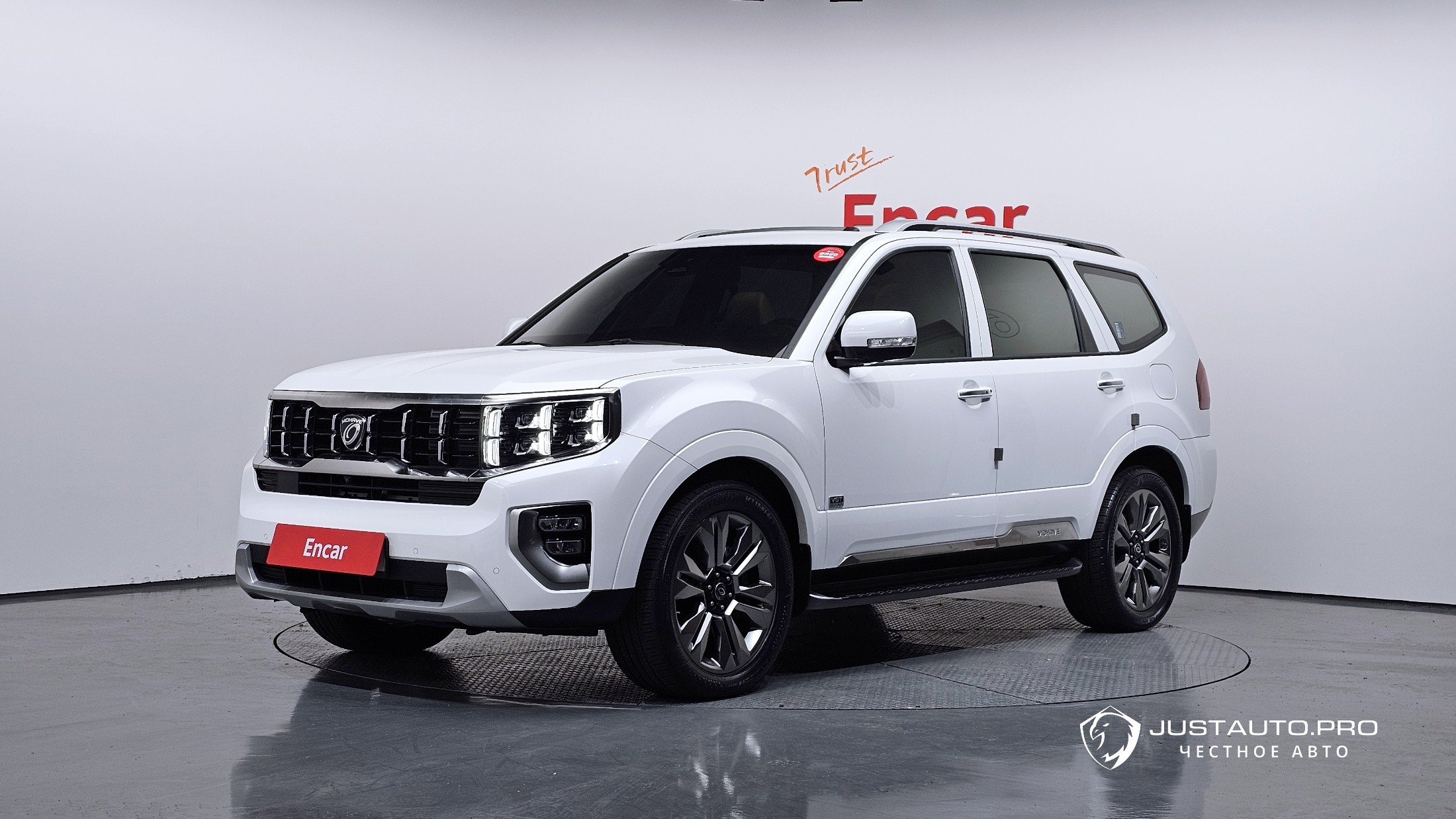 Автомобиль Kia Mohave