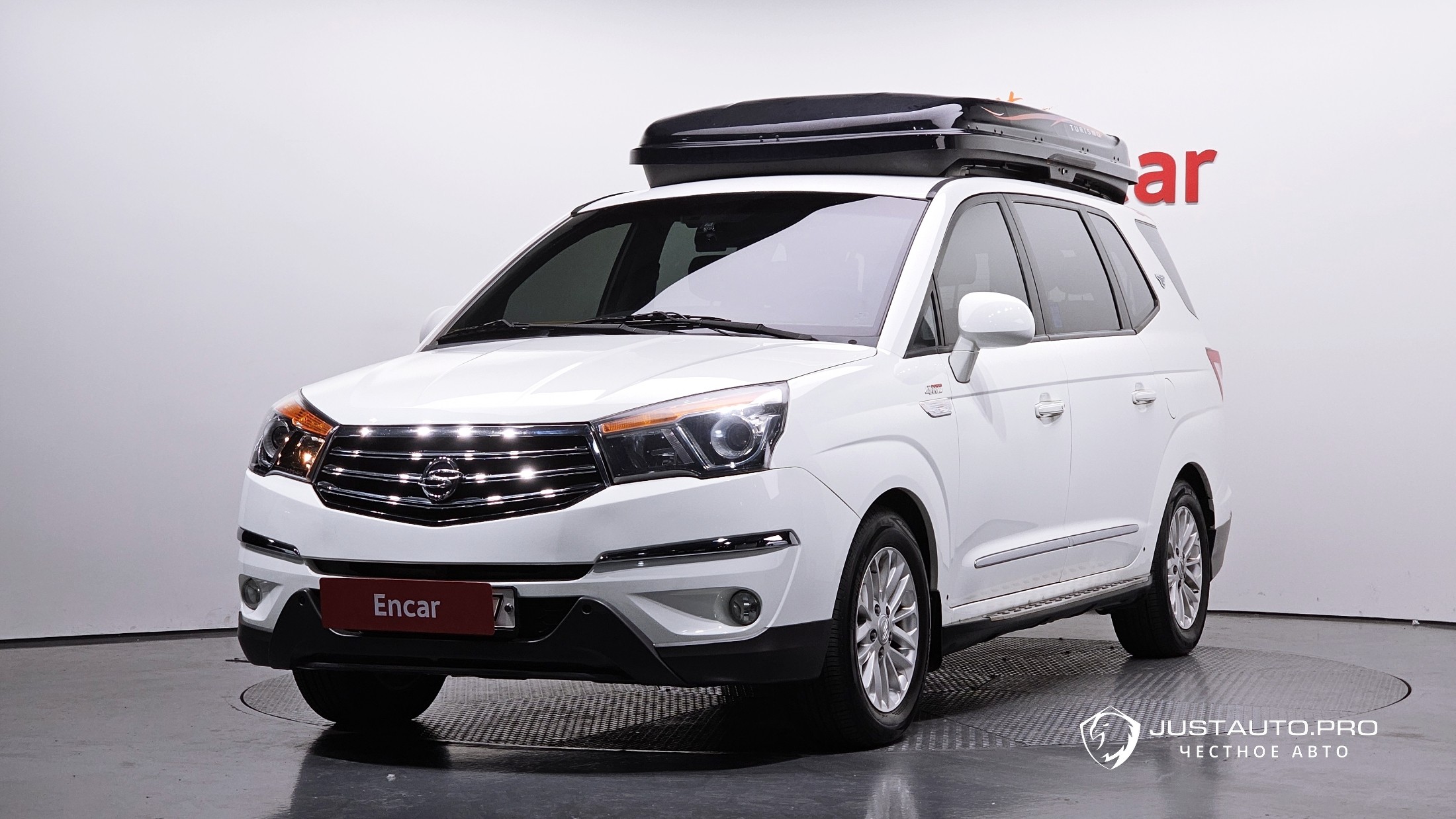 Автомобиль KG_Mobility_Ssangyong KORANDO