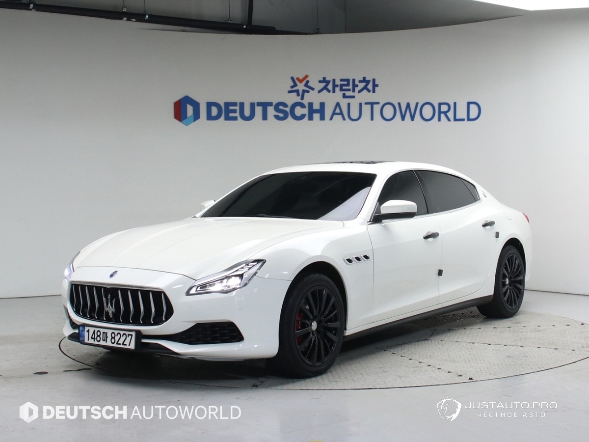 Автомобиль Maserati Quattroporte