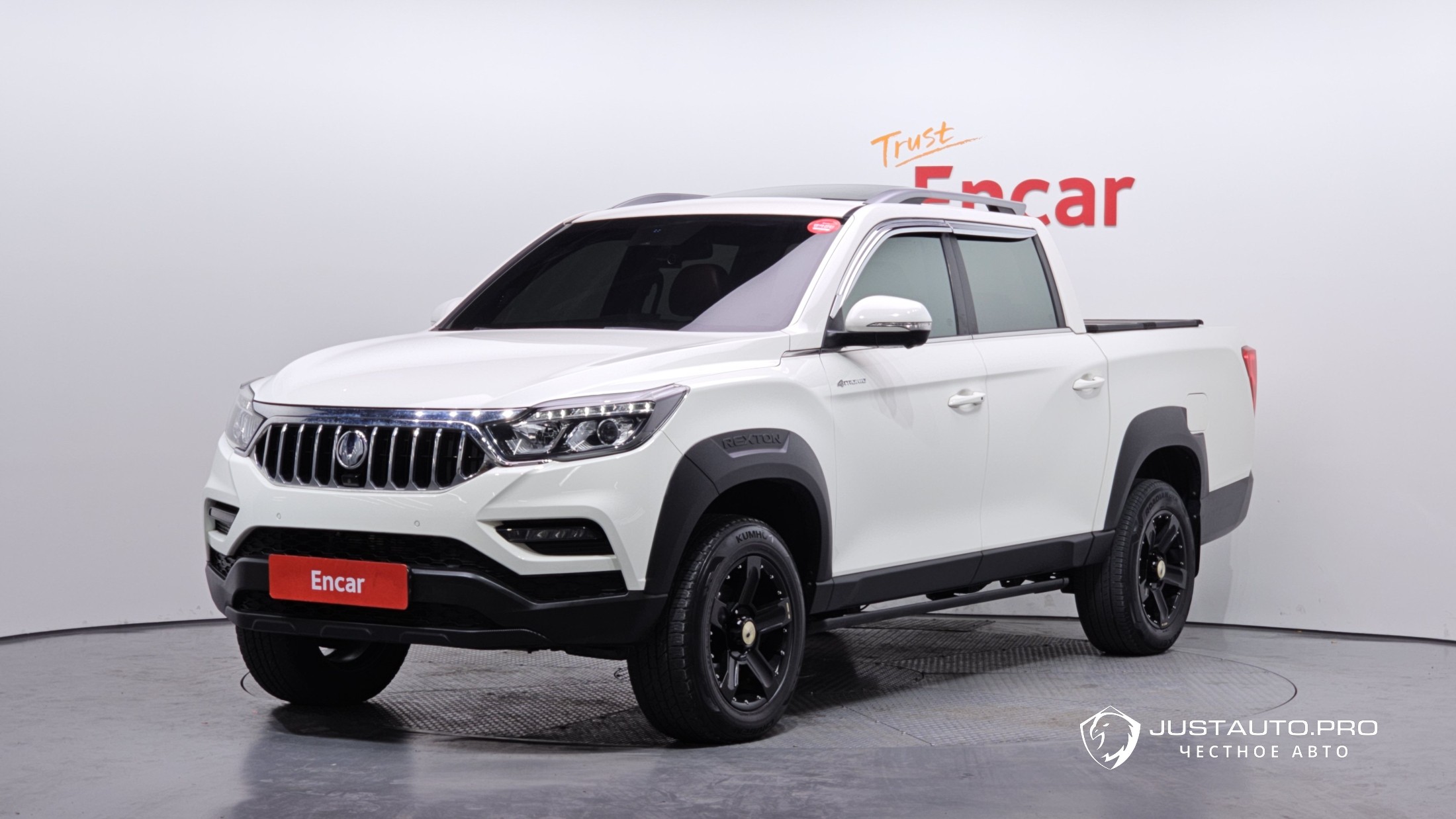 Автомобиль KG_Mobility_Ssangyong Rexton