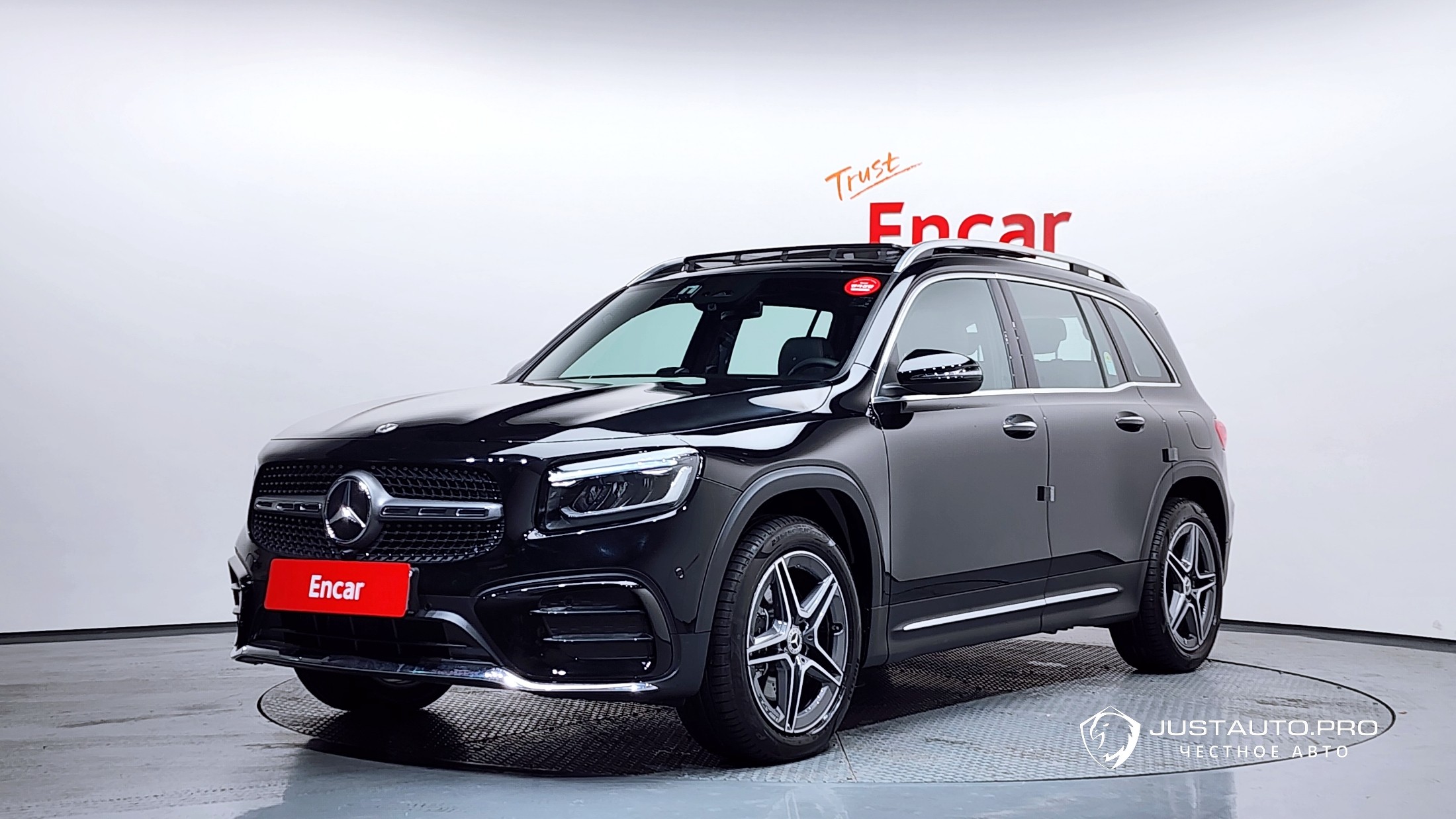 Автомобиль Mercedes-Benz GLB-Class