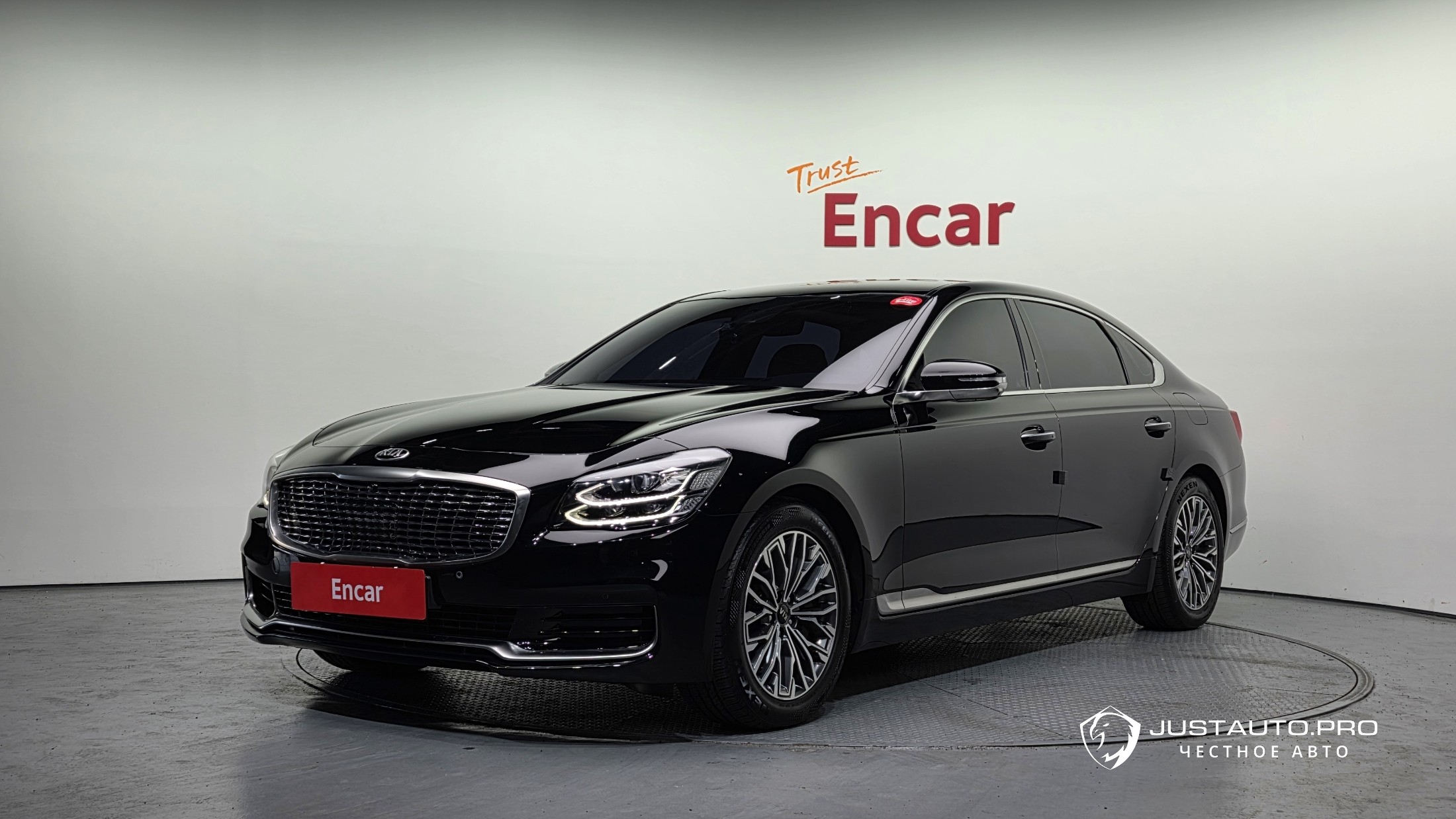 Автомобиль Kia K9