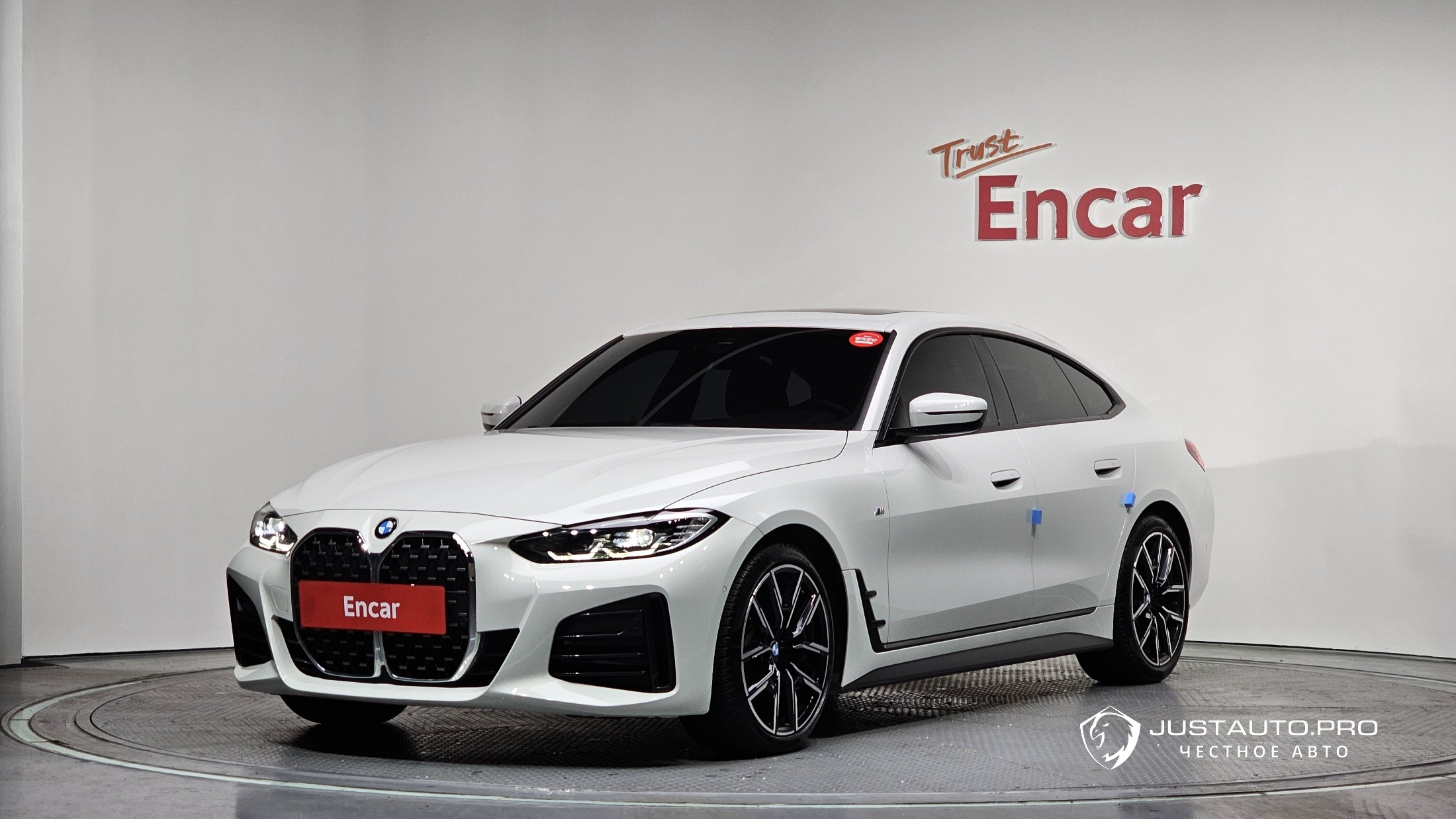 Автомобиль BMW 4-Series