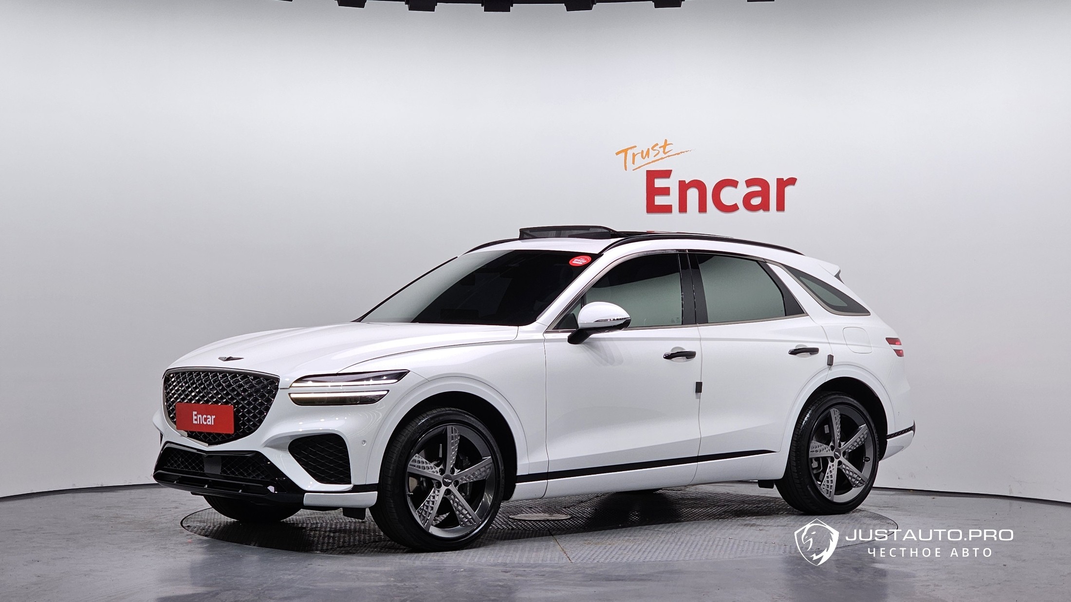 Автомобиль Genesis GV70