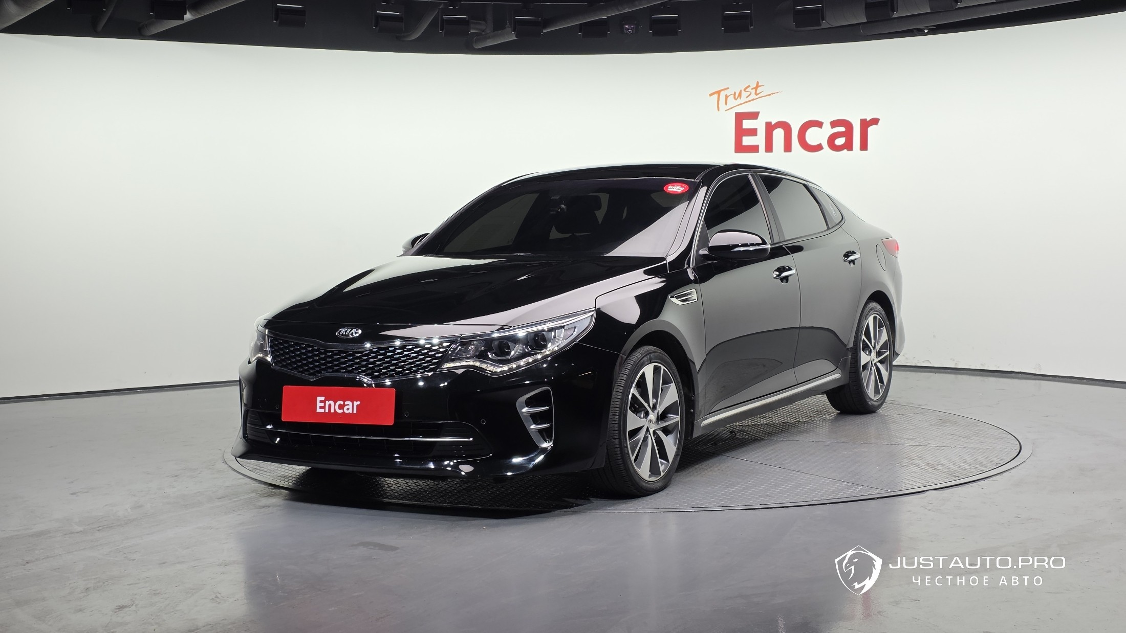 Автомобиль Kia K5