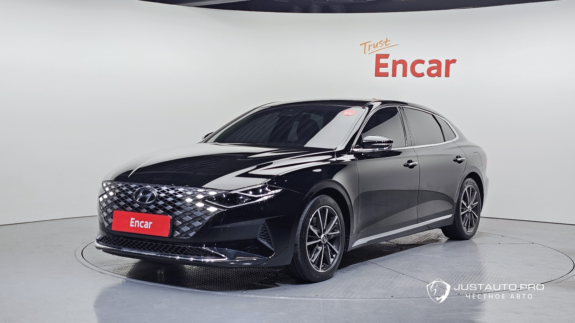 Автомобиль Hyundai Grandeur