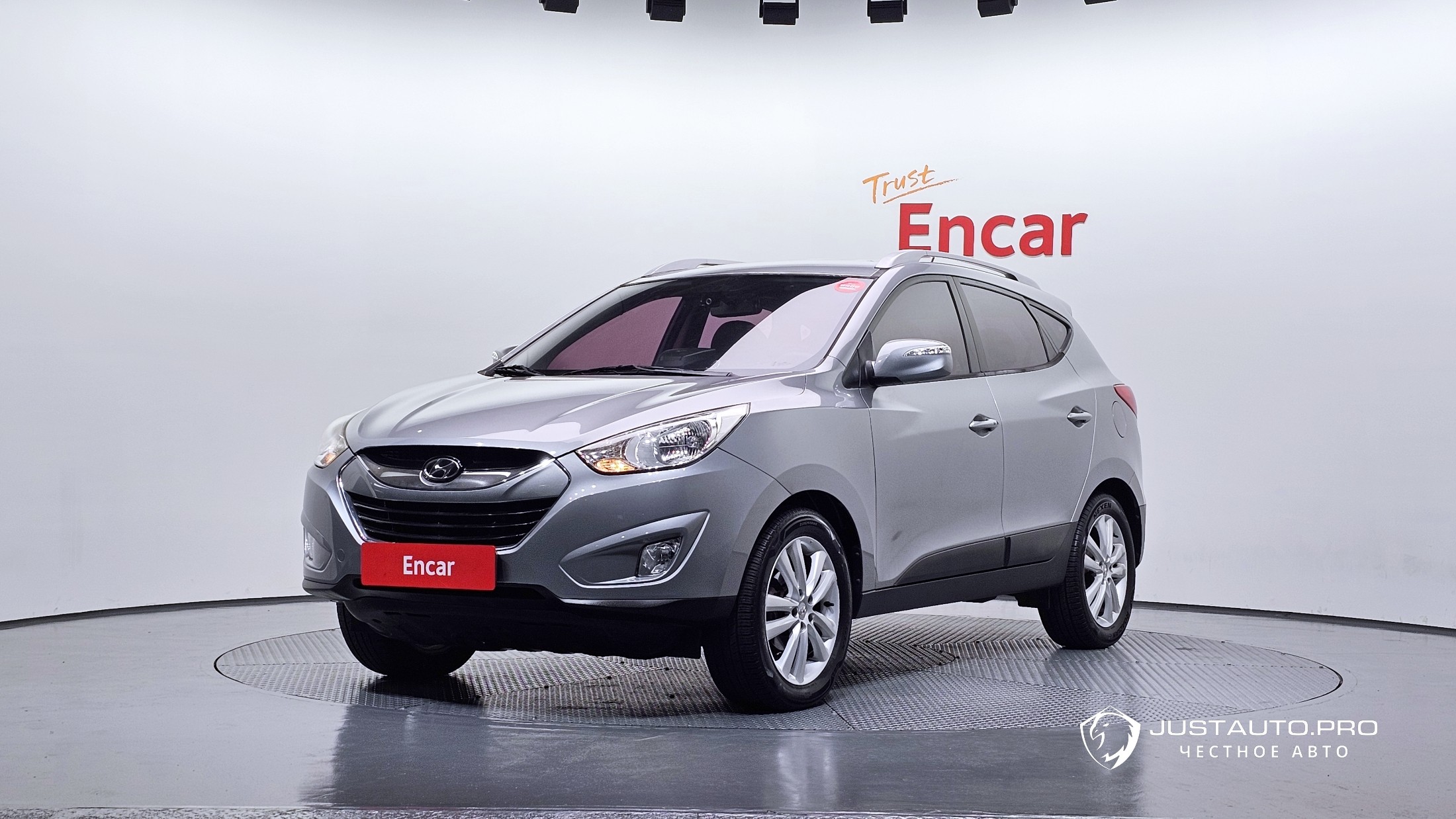 Автомобиль Hyundai Tucson