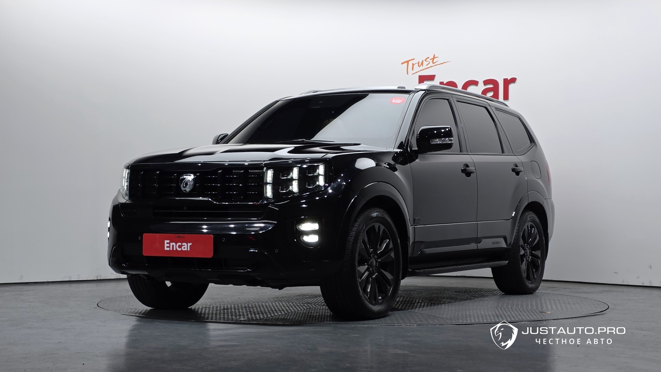 Автомобиль Kia Mohave