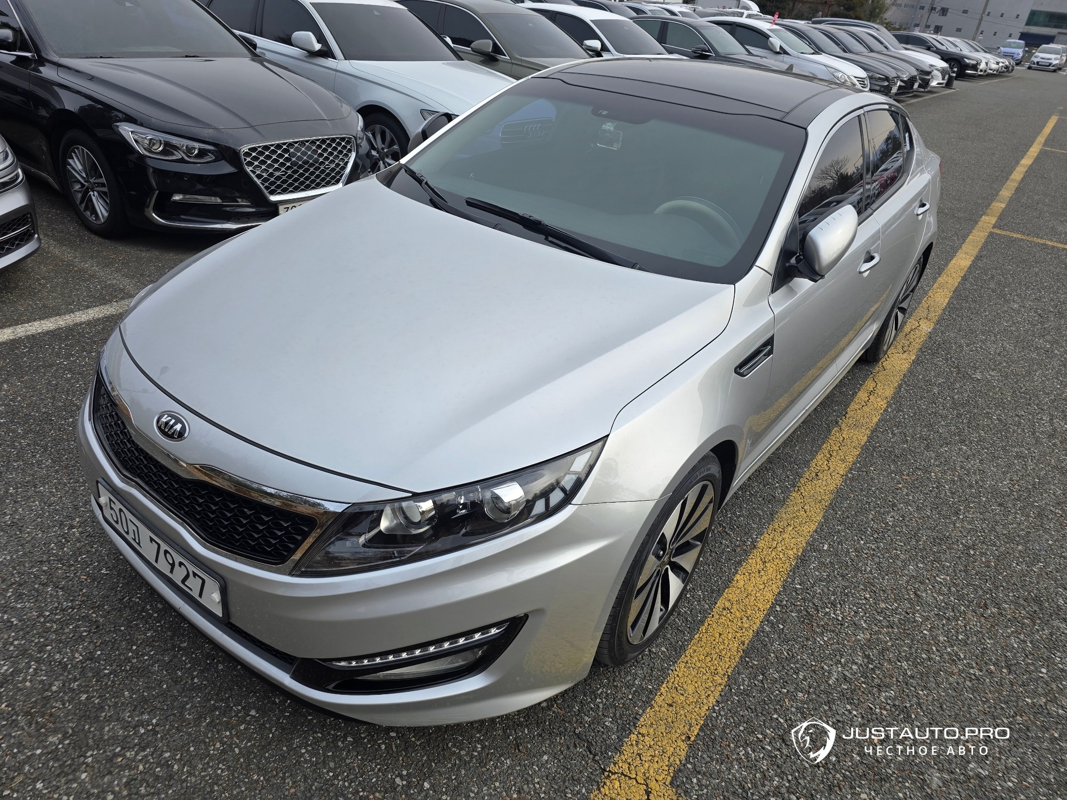 Автомобиль Kia K5