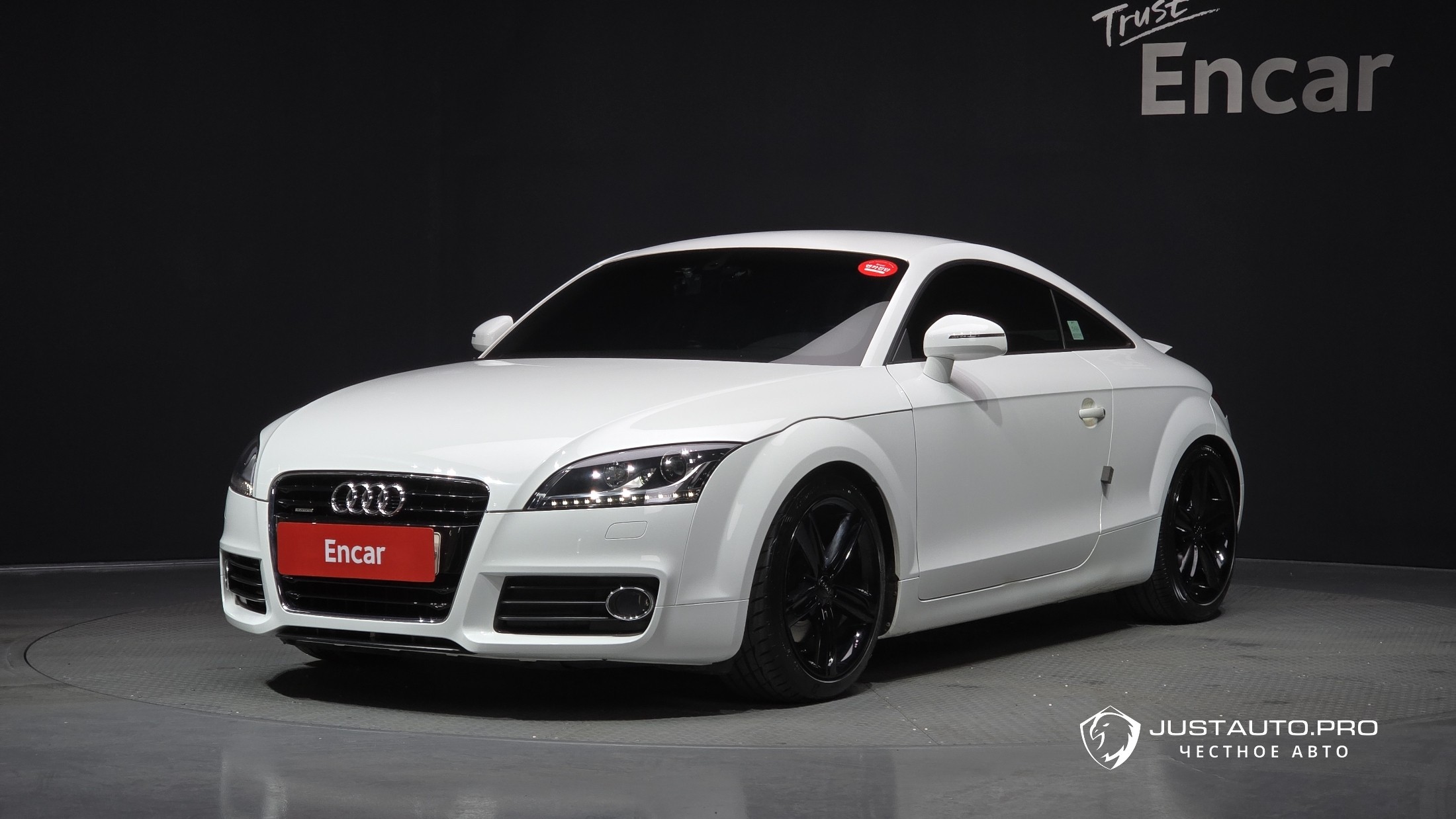 Автомобиль Audi TT