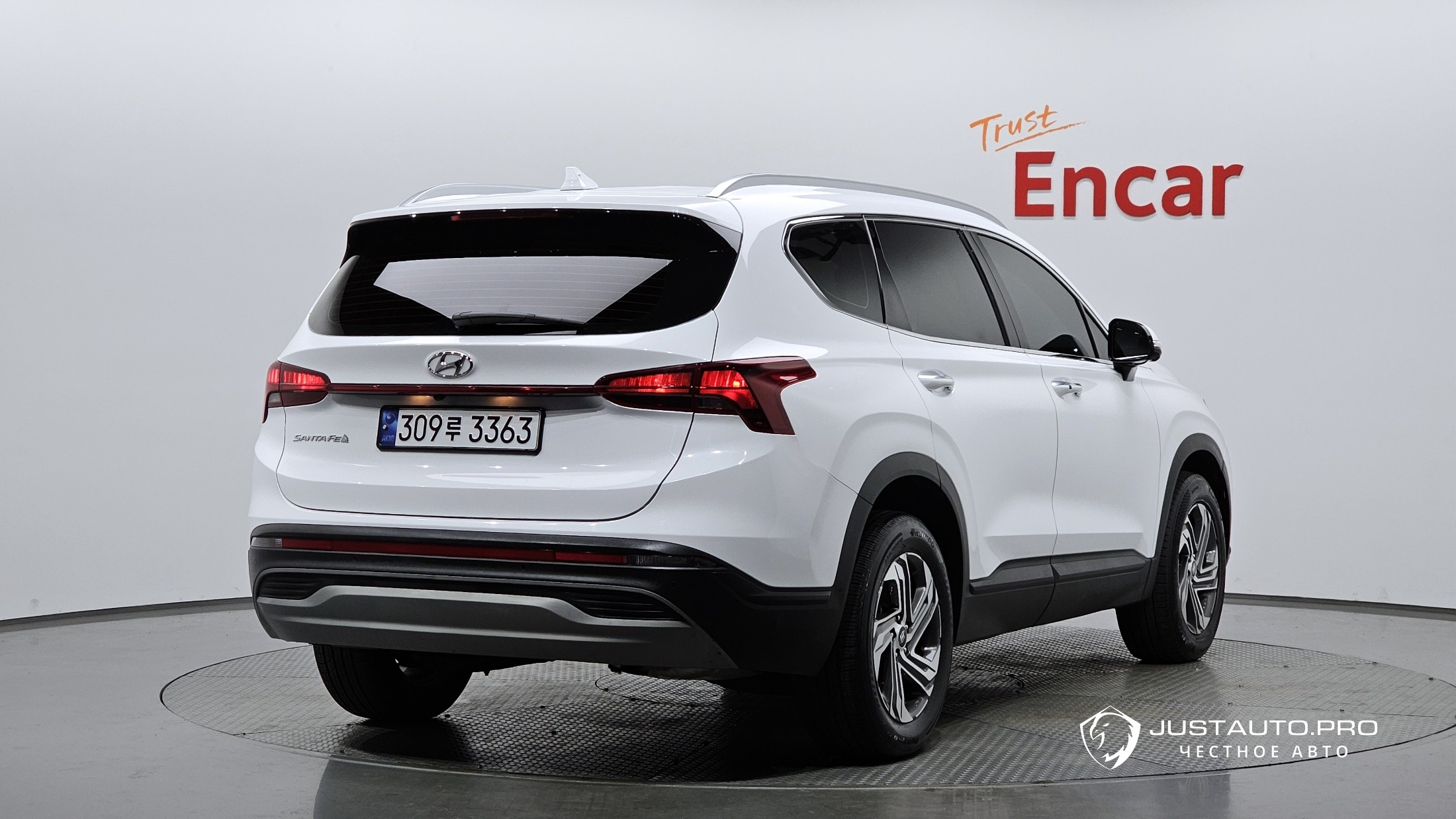 Автомобиль Hyundai Santafe