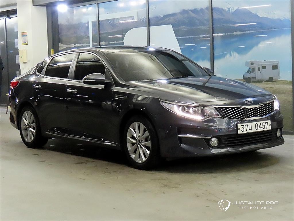 Автомобиль Kia K5