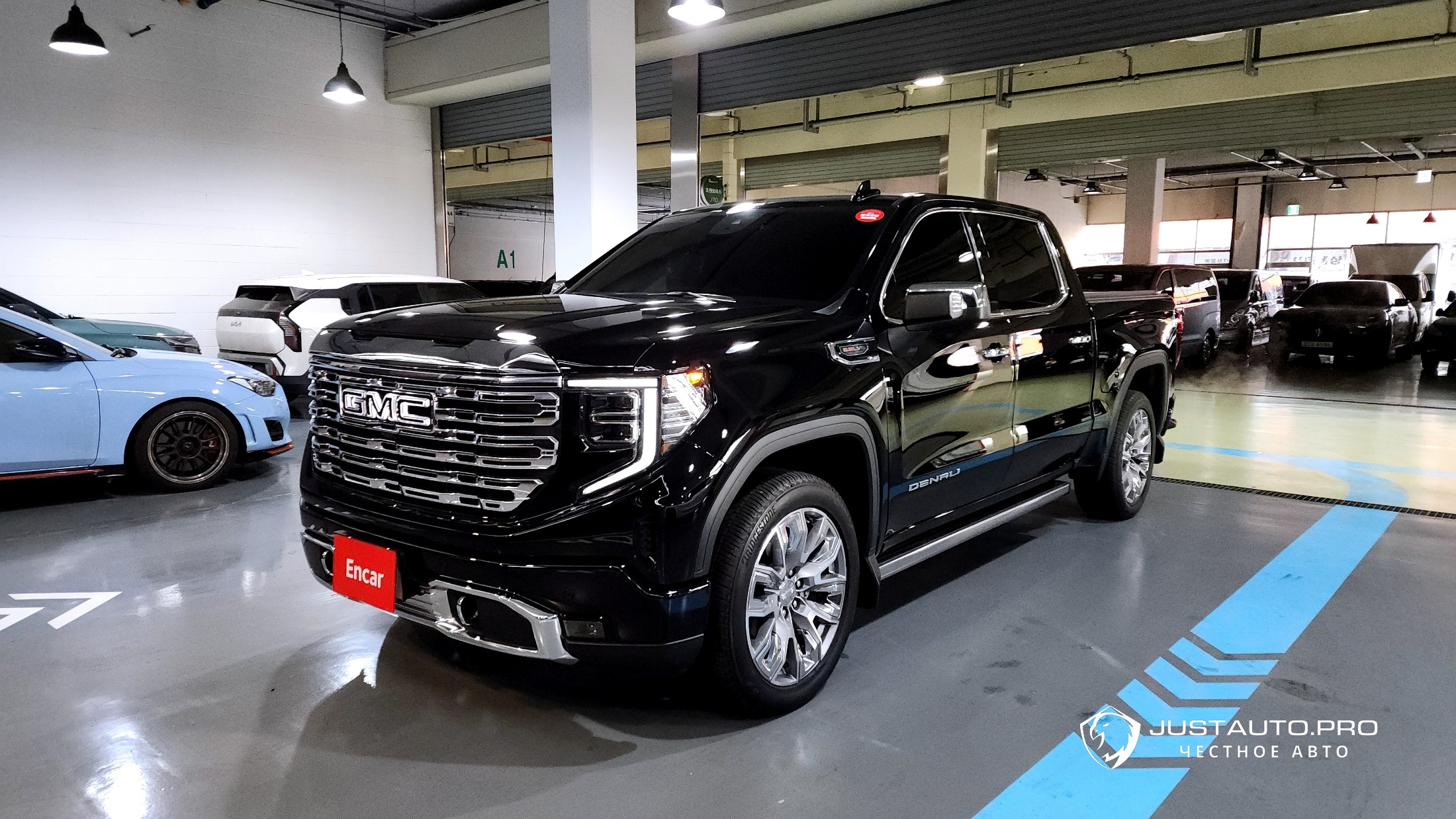 Автомобиль GMC Sierra