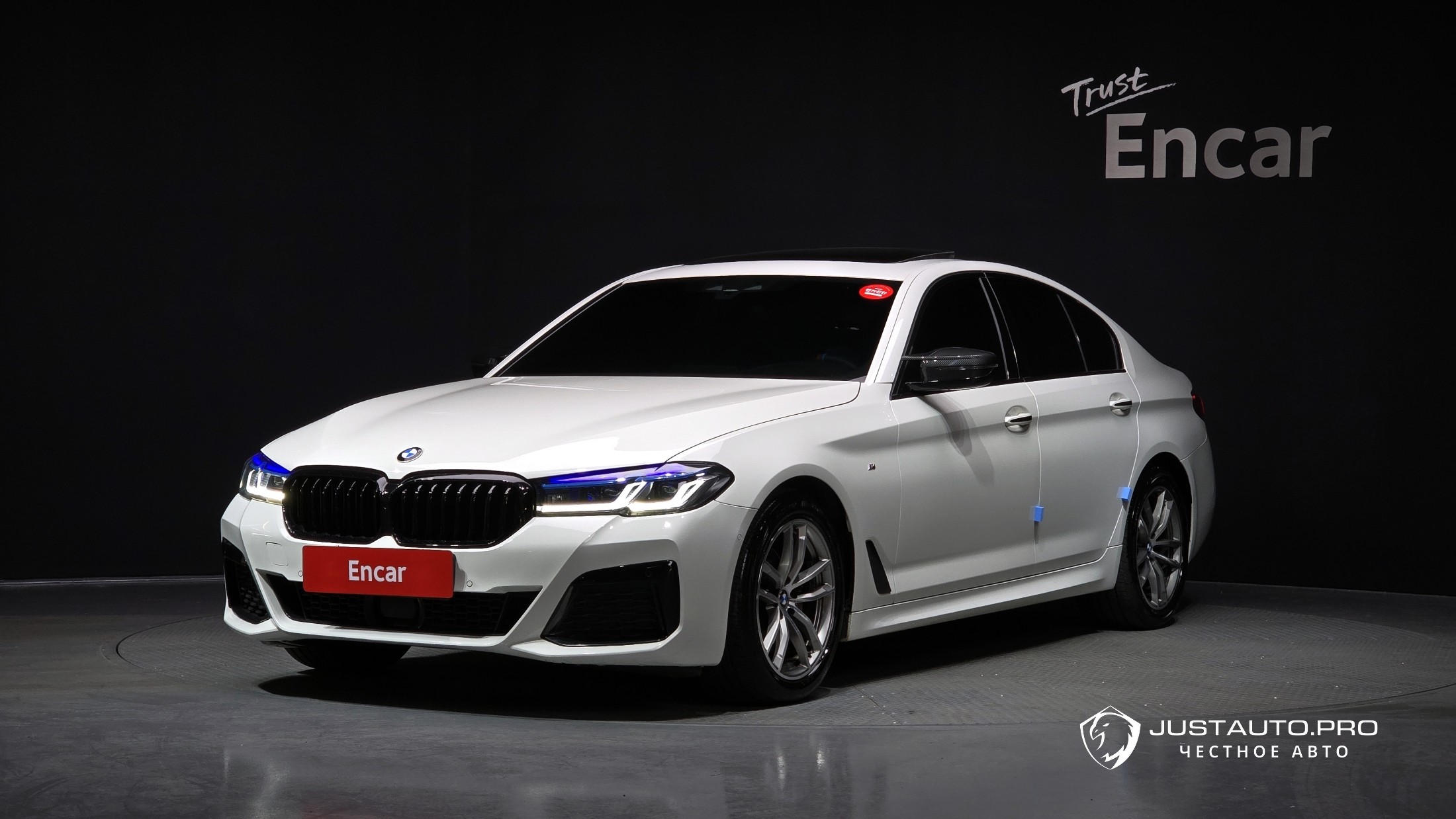 Автомобиль BMW 5-Series