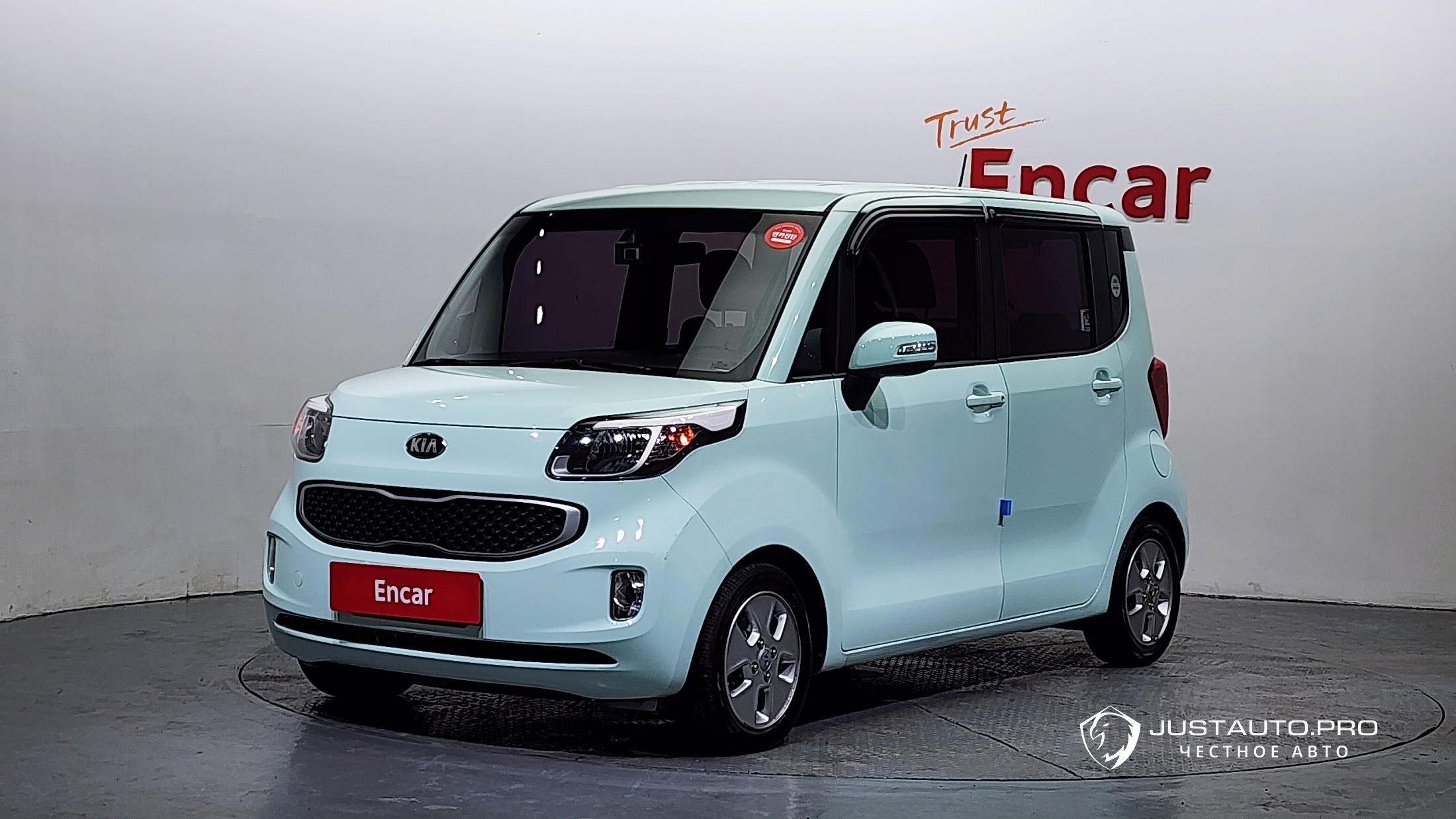 Автомобиль Kia RAY