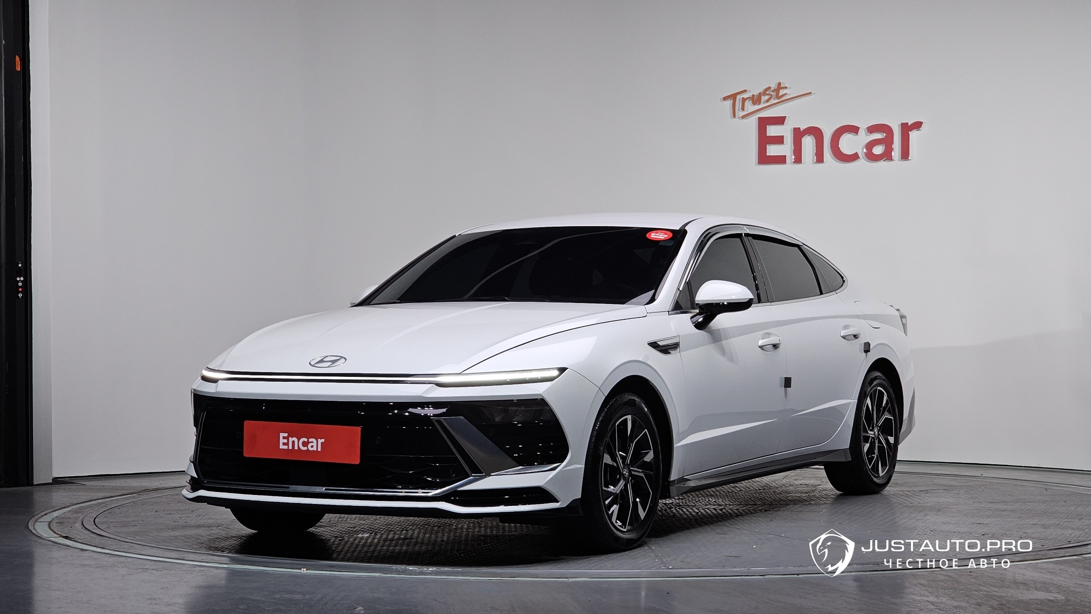 Автомобиль Hyundai Sonata