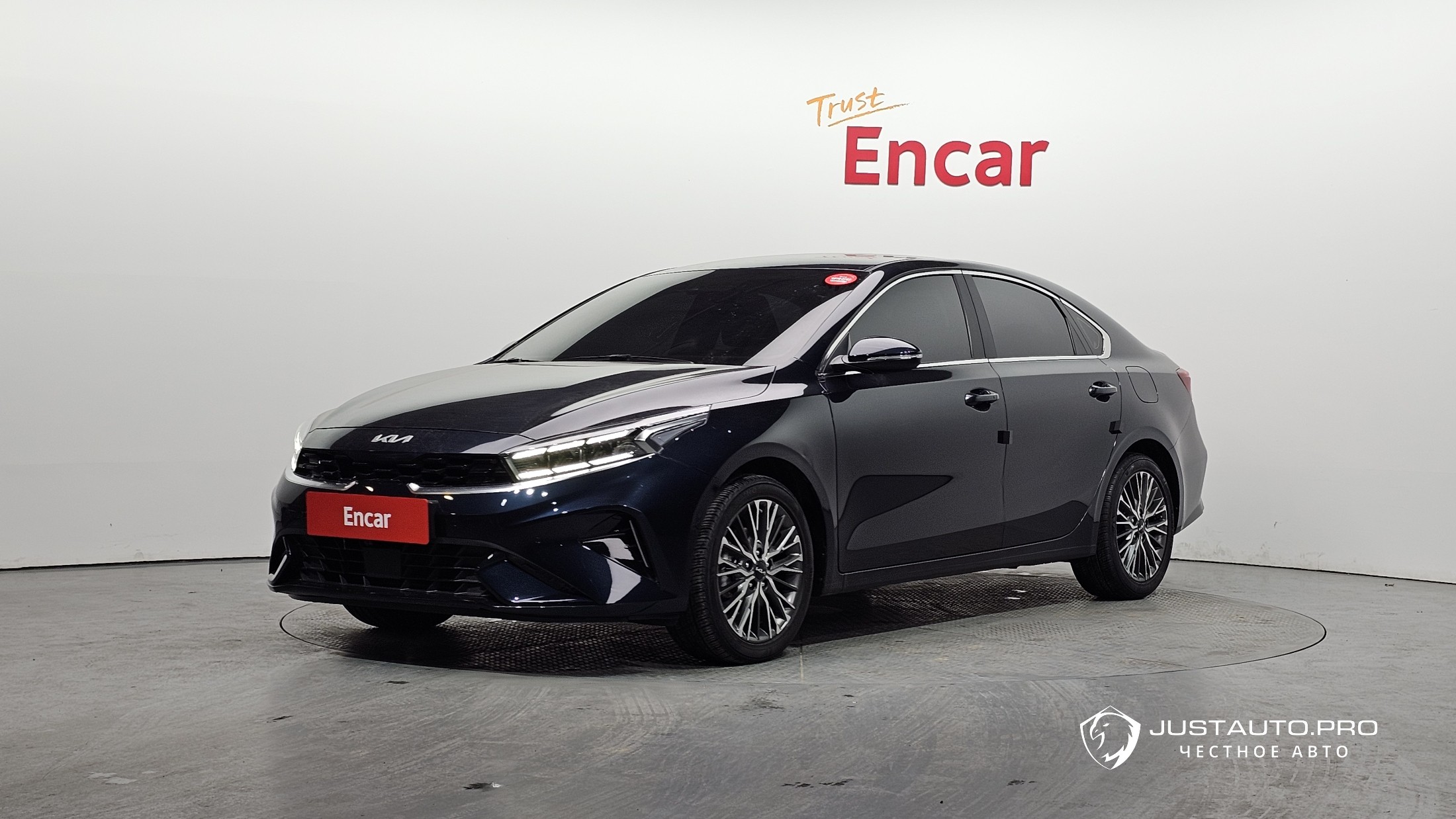 Автомобиль Kia K3