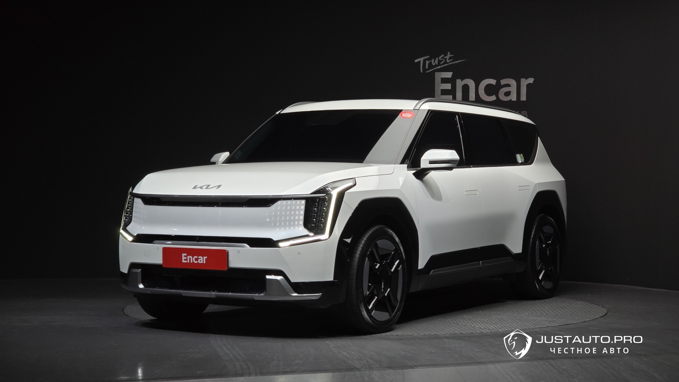 Автомобиль Kia EV9