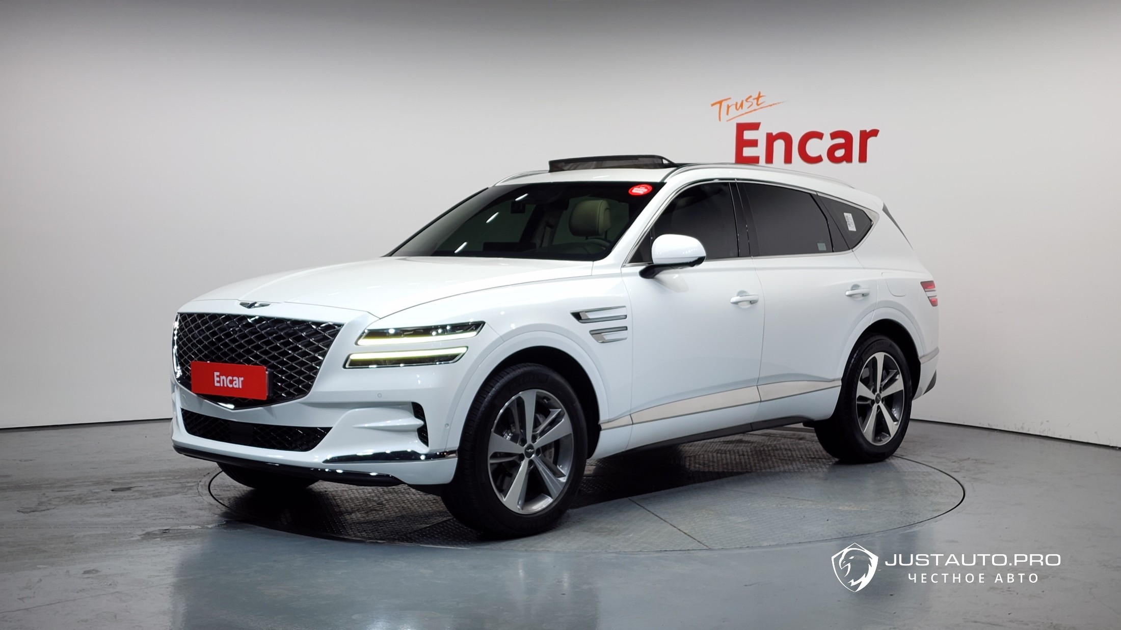 Автомобиль Genesis GV80