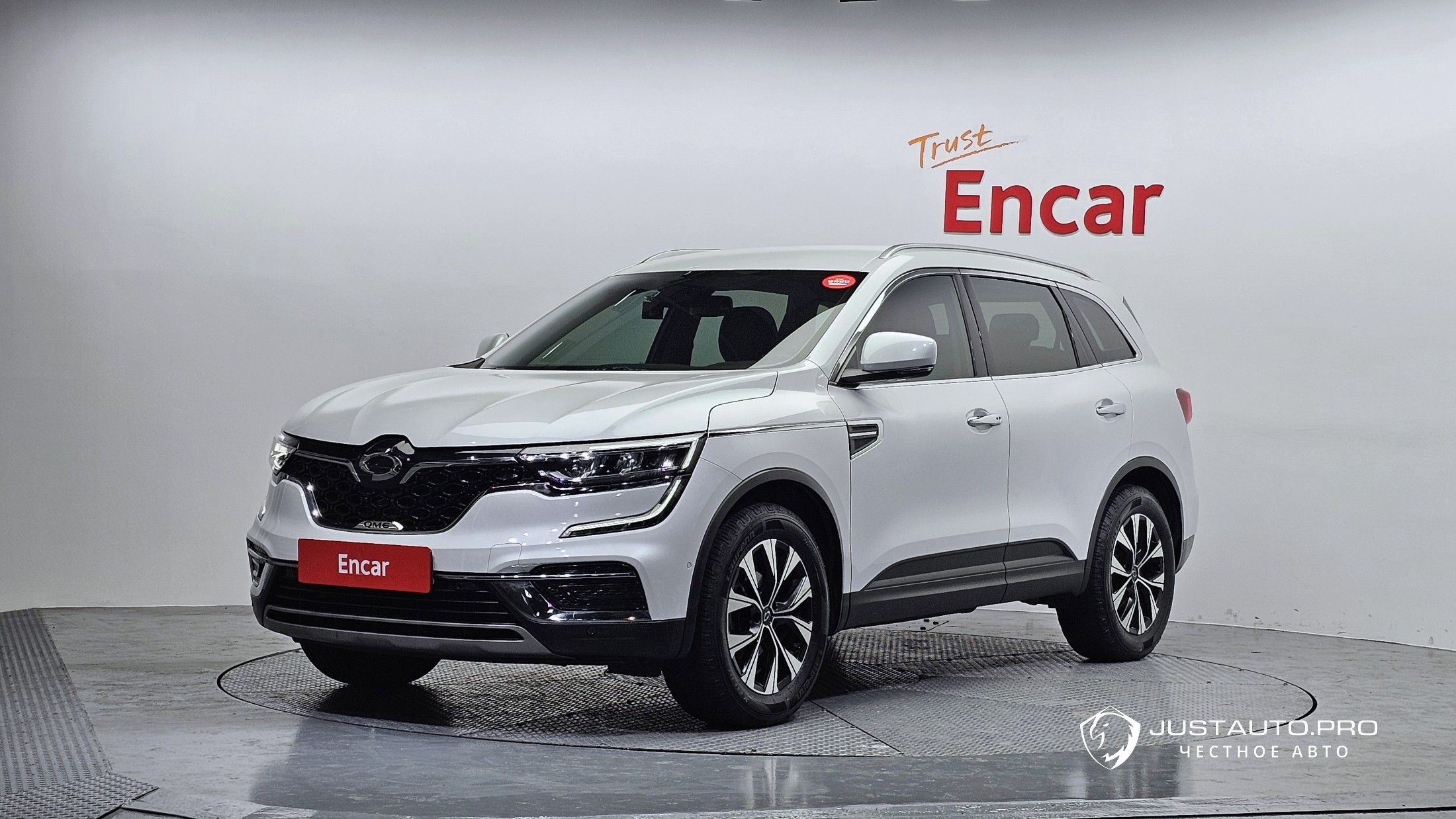 Автомобиль Renault-KoreaSamsung QM6