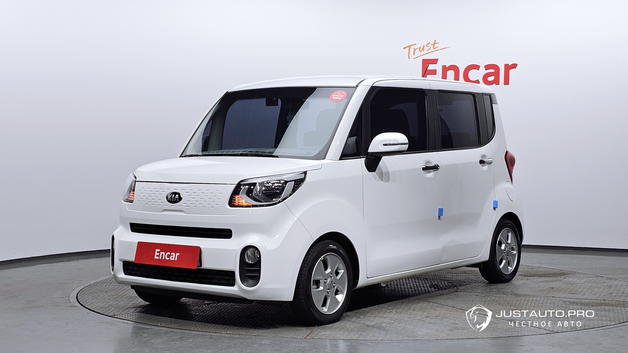 Автомобиль Kia RAY