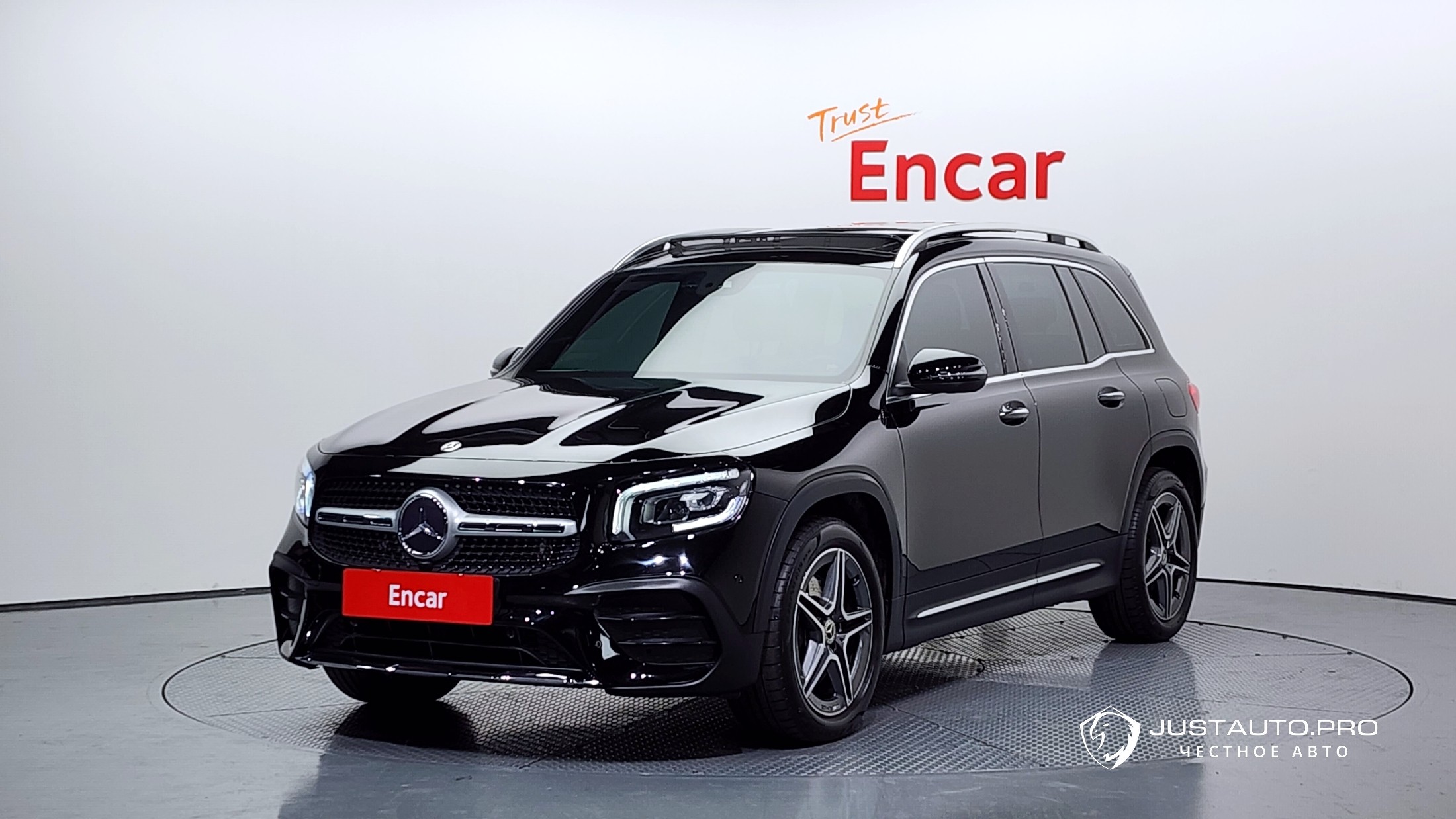 Автомобиль Mercedes-Benz GLB-Class