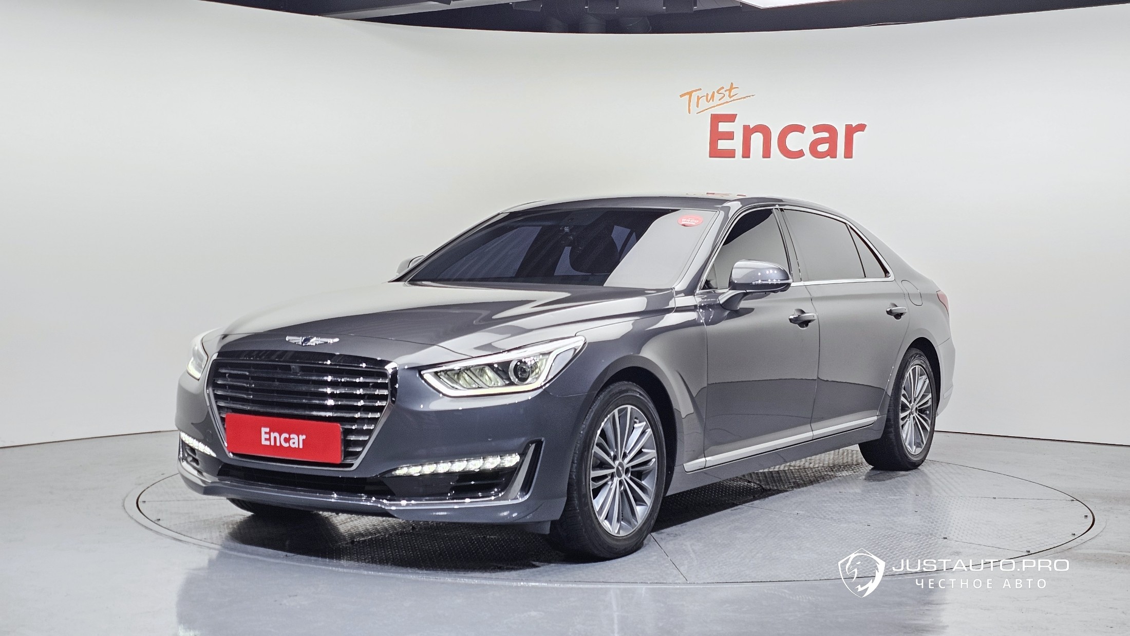 Автомобиль Genesis EQ900