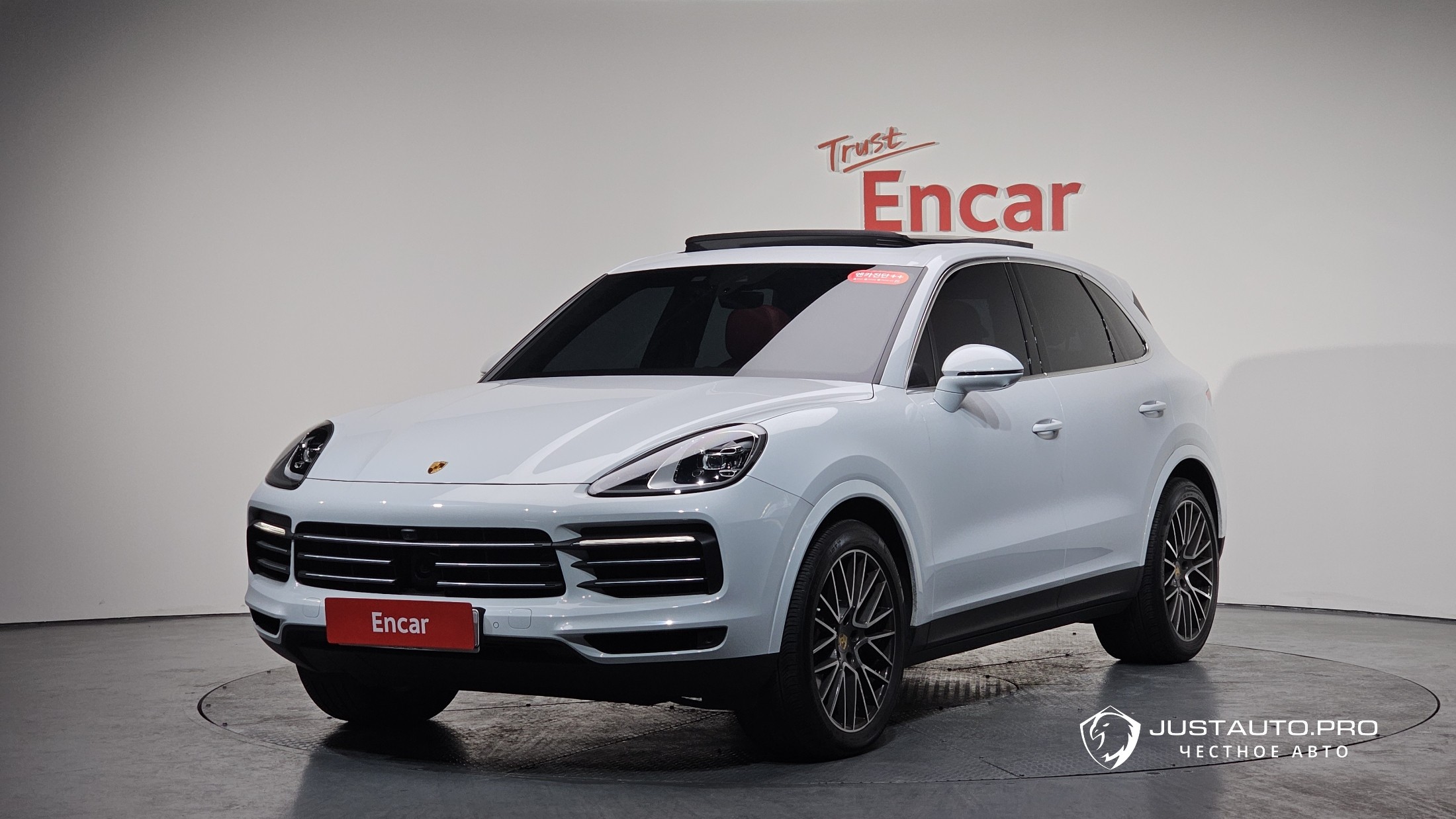 Автомобиль Porsche Cayenne